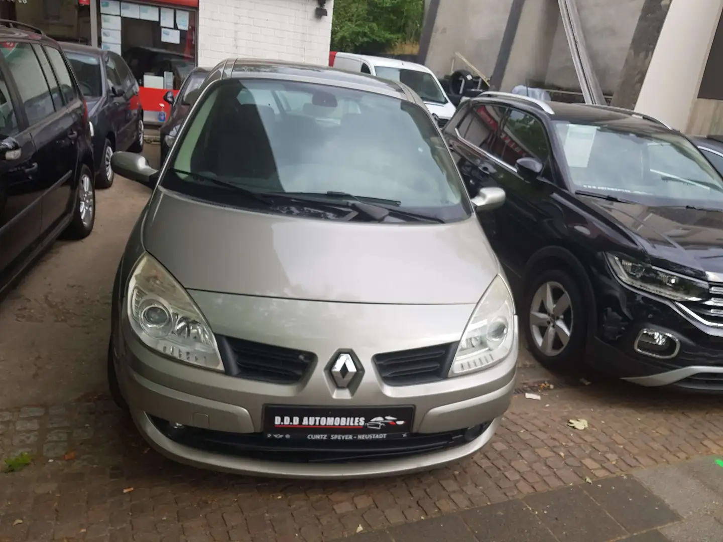 Renault Megane Scenic Grijs - 1