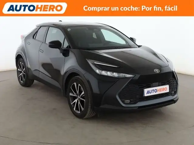 Toyota C-HR view 8