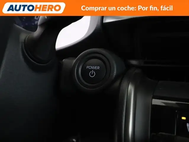 Toyota C-HR view 27