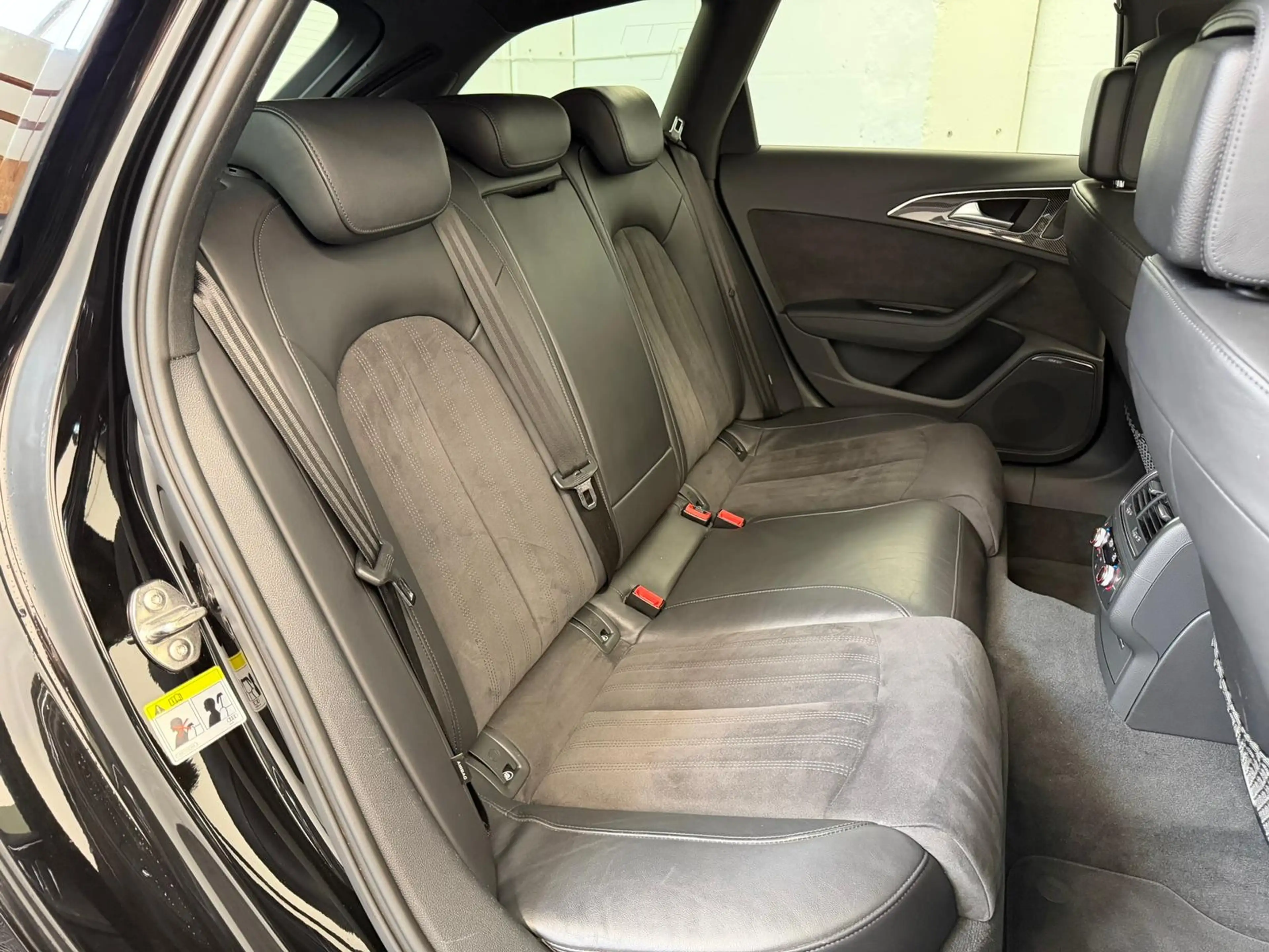 Audi S6 Avant 4.0 TFSI quattro #MATRIX#CARBON#PANO# — photo 9