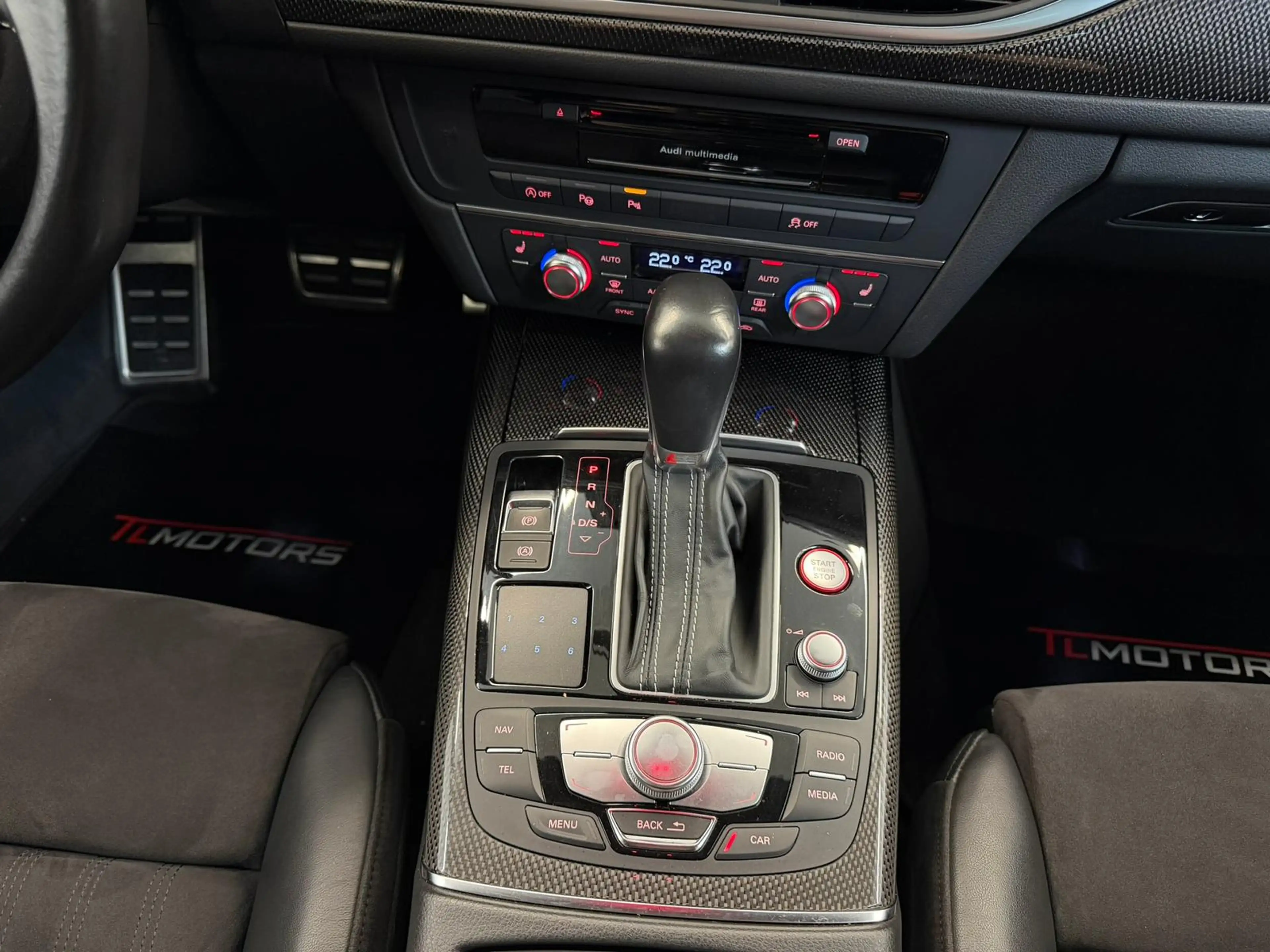 Audi S6 Avant 4.0 TFSI quattro #MATRIX#CARBON#PANO# — photo 13