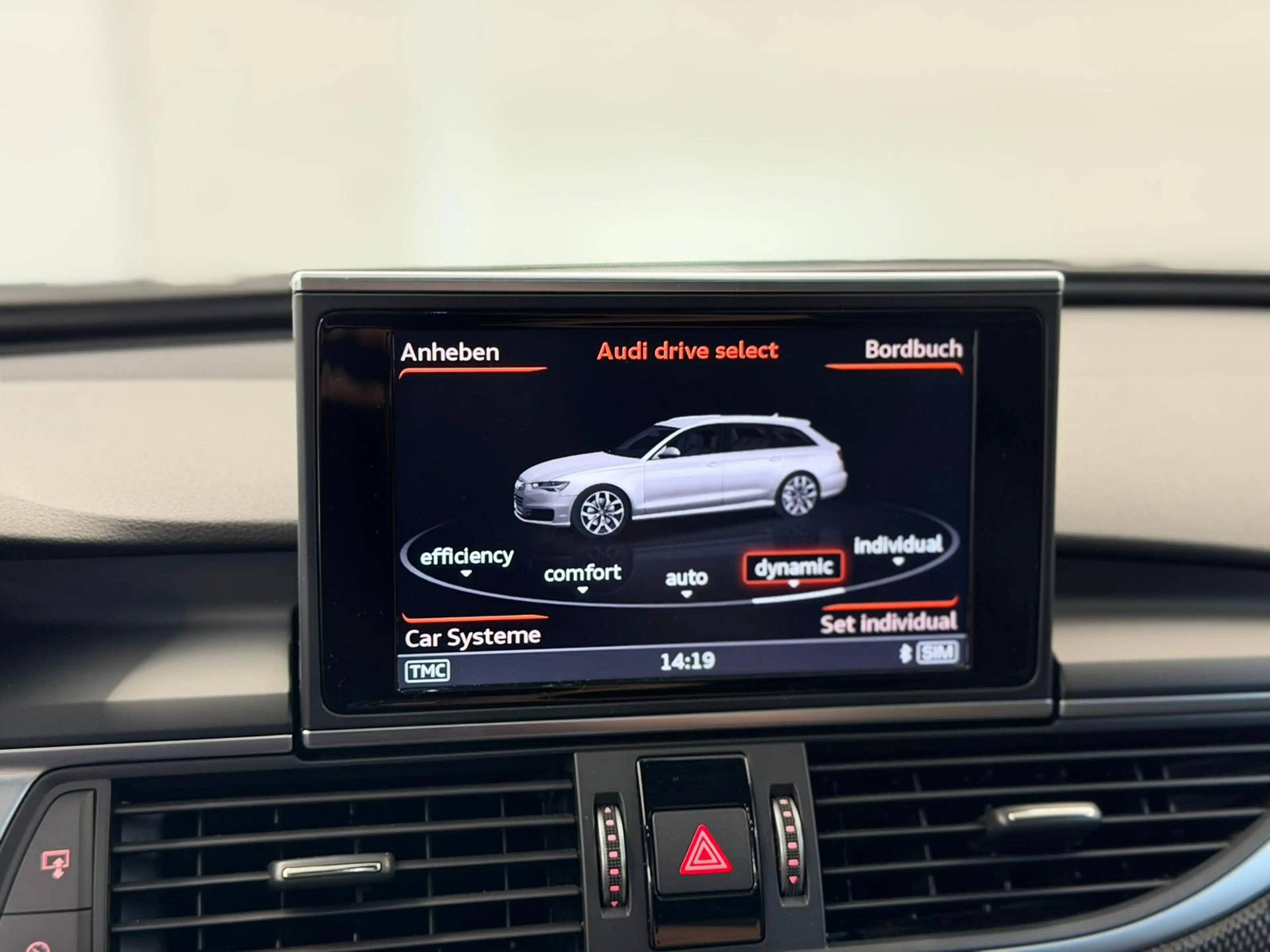 Audi S6 Avant 4.0 TFSI quattro #MATRIX#CARBON#PANO# — photo 15