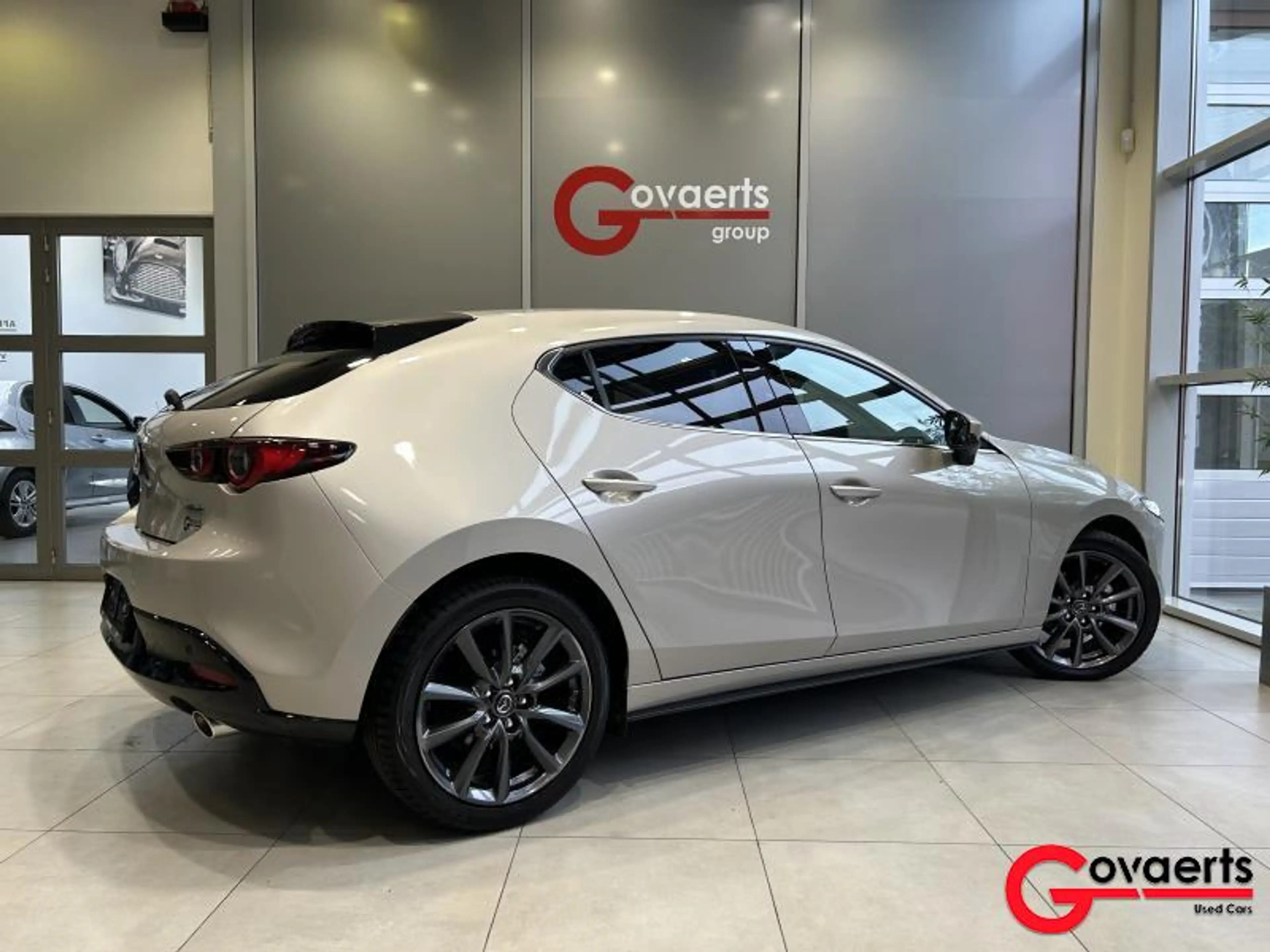 Mazda 3 e-Skyactiv G 140PK 6AT Takumi — photo 2