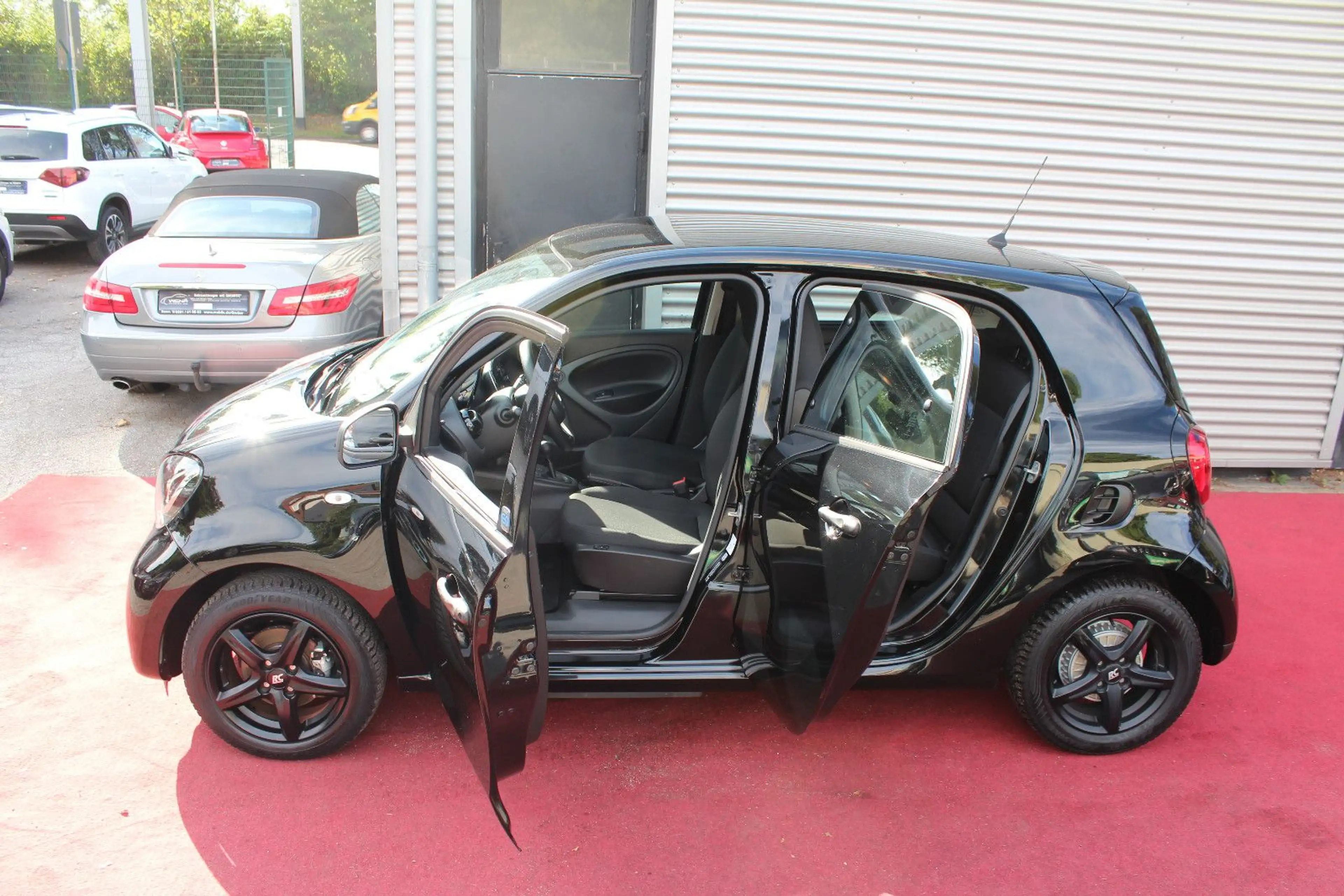 smart forFour electric drive EQ AUTOMATIK KLIMA 91,6% — photo 5