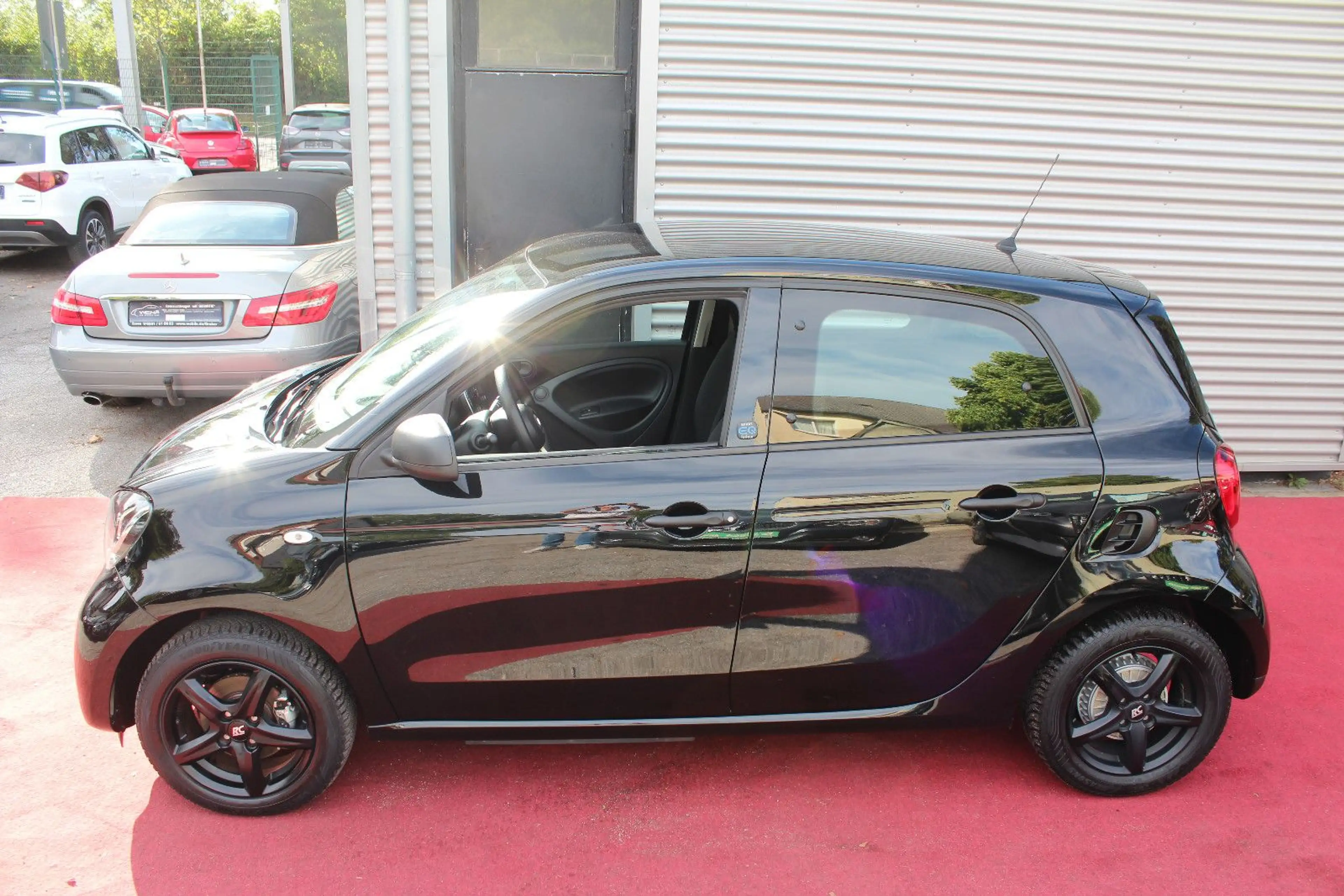 smart forFour electric drive EQ AUTOMATIK KLIMA 91,6% — photo 4