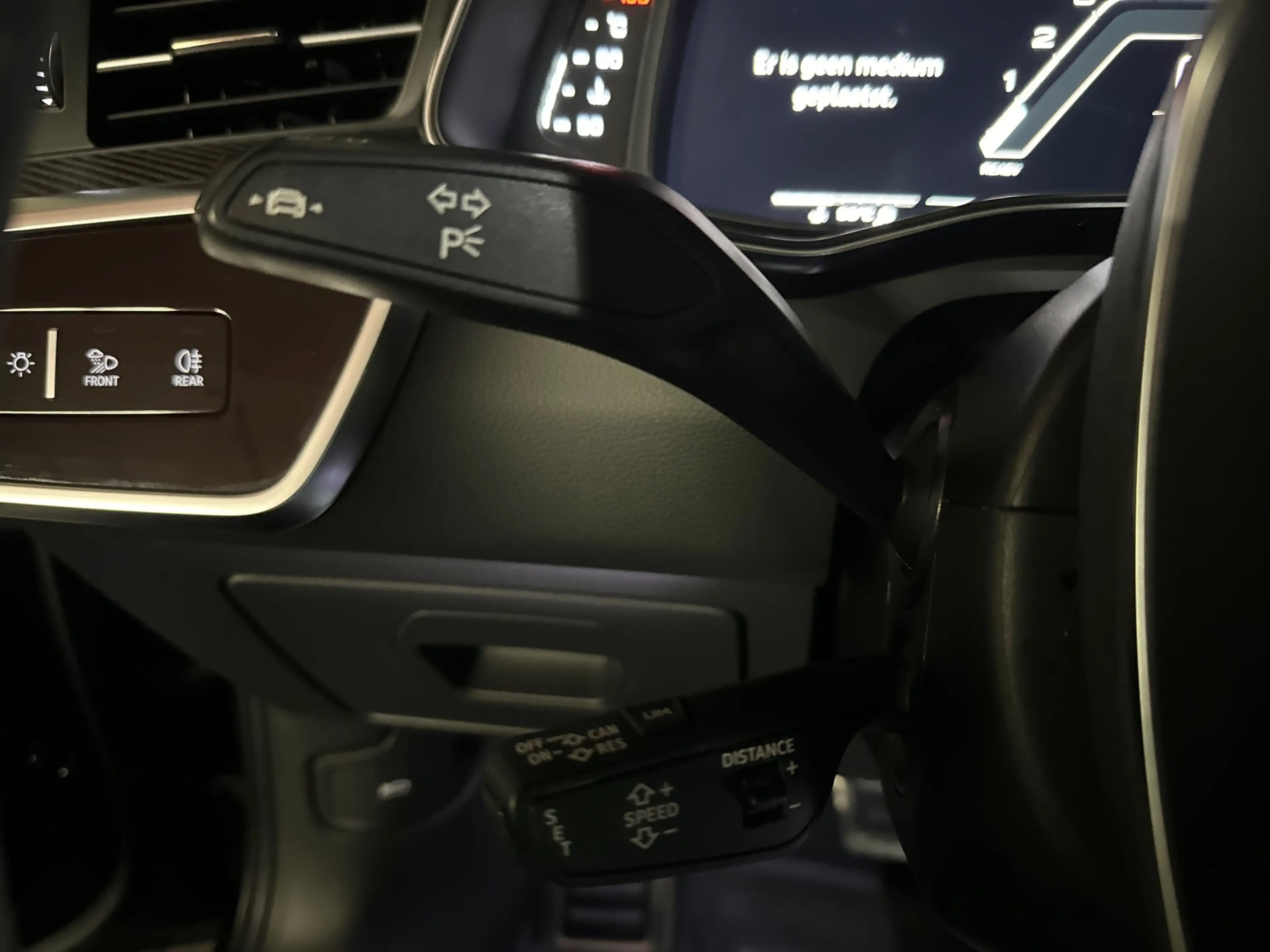 Audi RS6 Avant RS6 TFSI quattro — photo 14