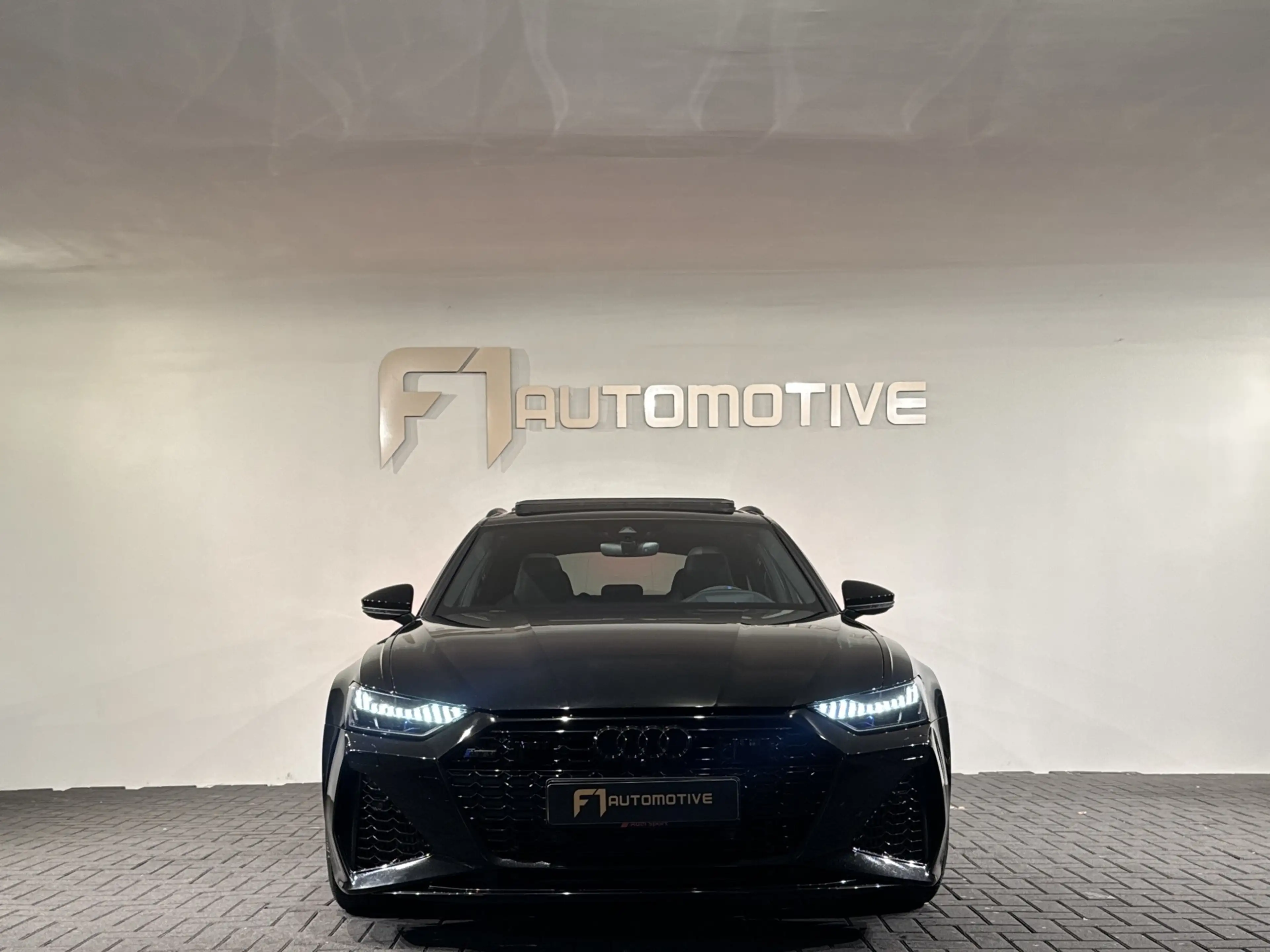 Audi RS6 Avant RS6 TFSI quattro — photo 2