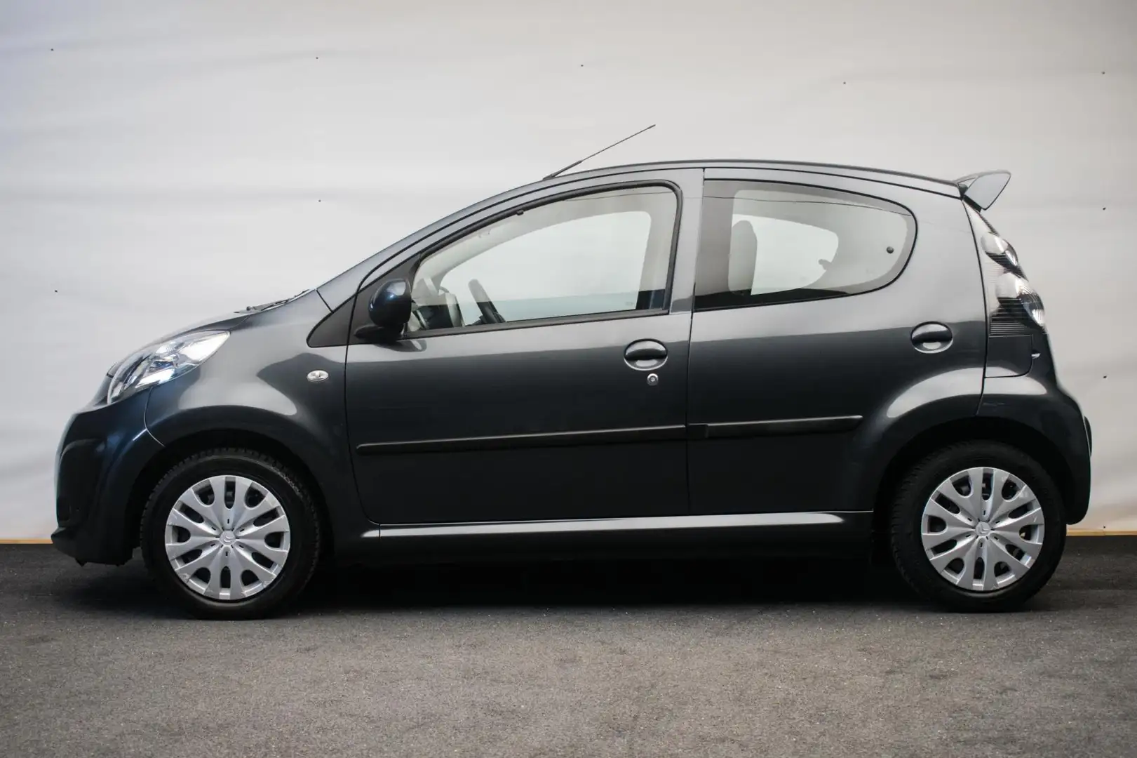 Citroen C1 1.0 Collection Sport ORG NL [ Airco Bluetooth Spoi Gris - 2