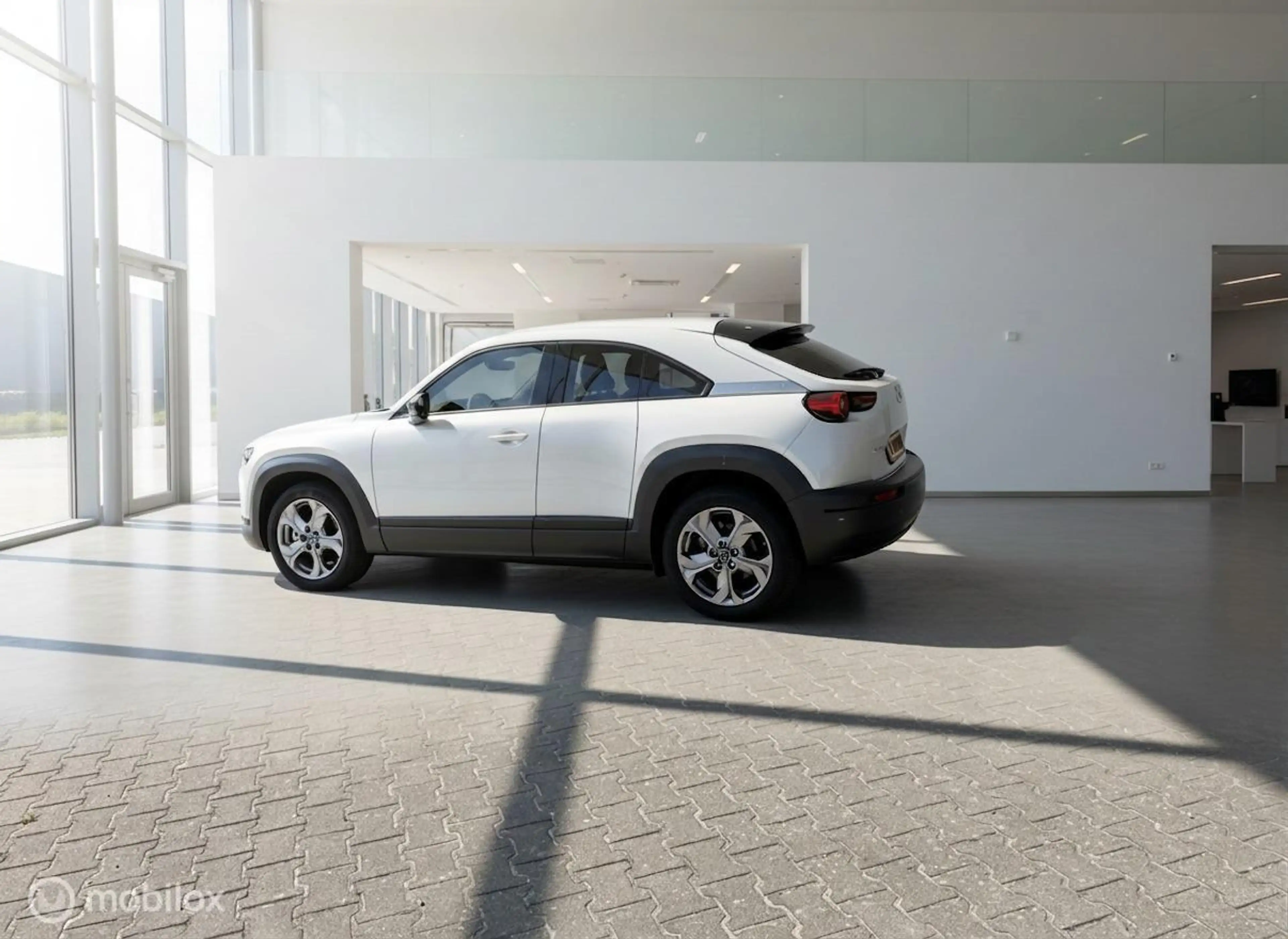 Mazda MX-30 e-SkyActiv 145 Comfort 36 kWh | 45.188 km | SOH 93 — photo 5