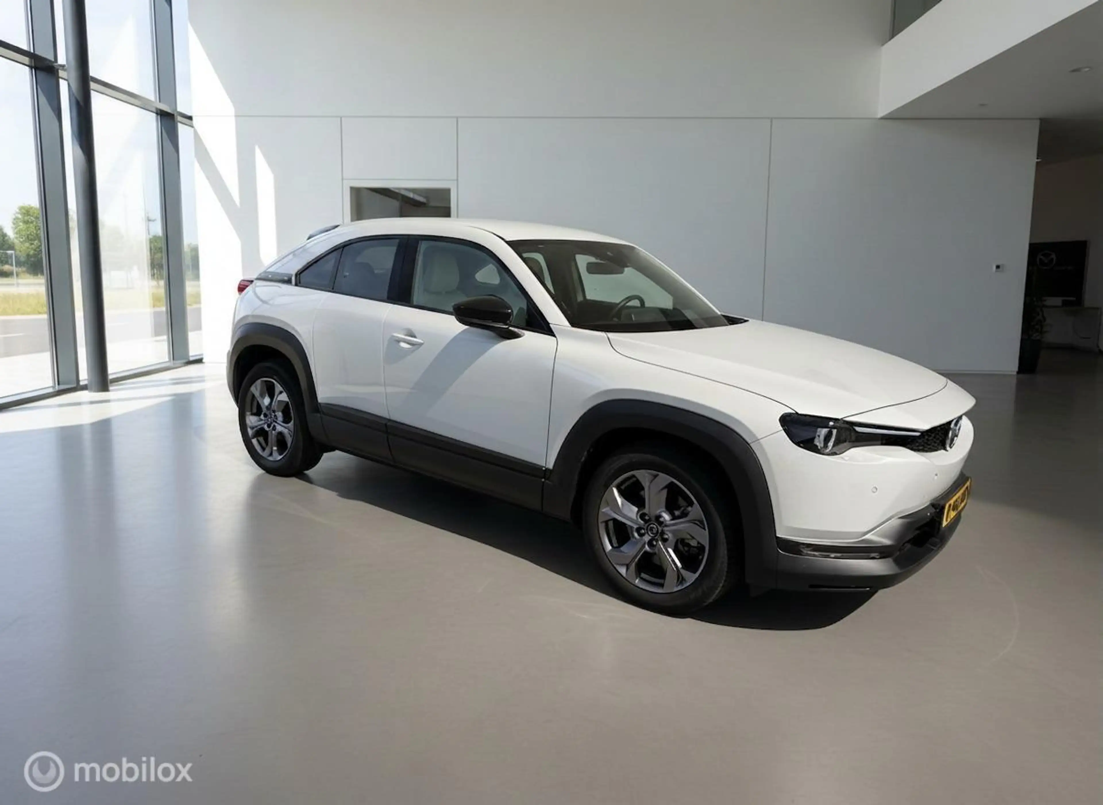 Mazda MX-30 e-SkyActiv 145 Comfort 36 kWh | 45.188 km | SOH 93 — photo 13