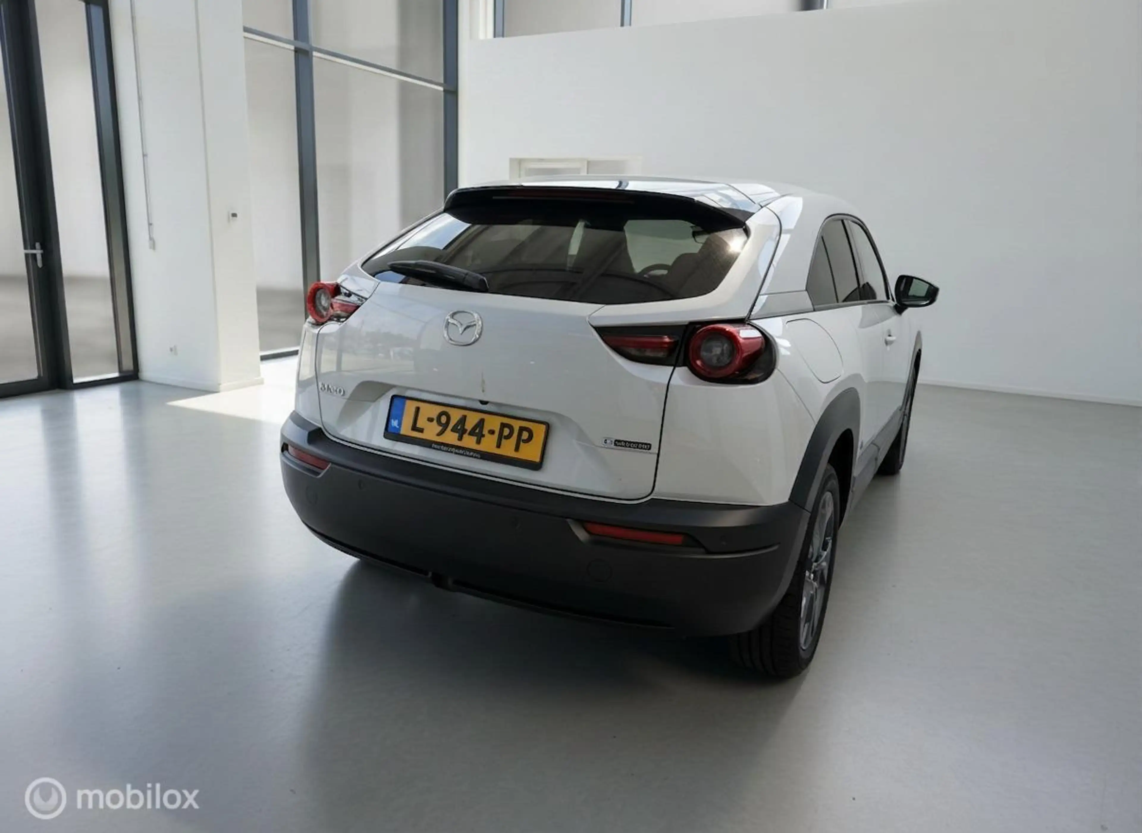 Mazda MX-30 e-SkyActiv 145 Comfort 36 kWh | 45.188 km | SOH 93 — photo 8