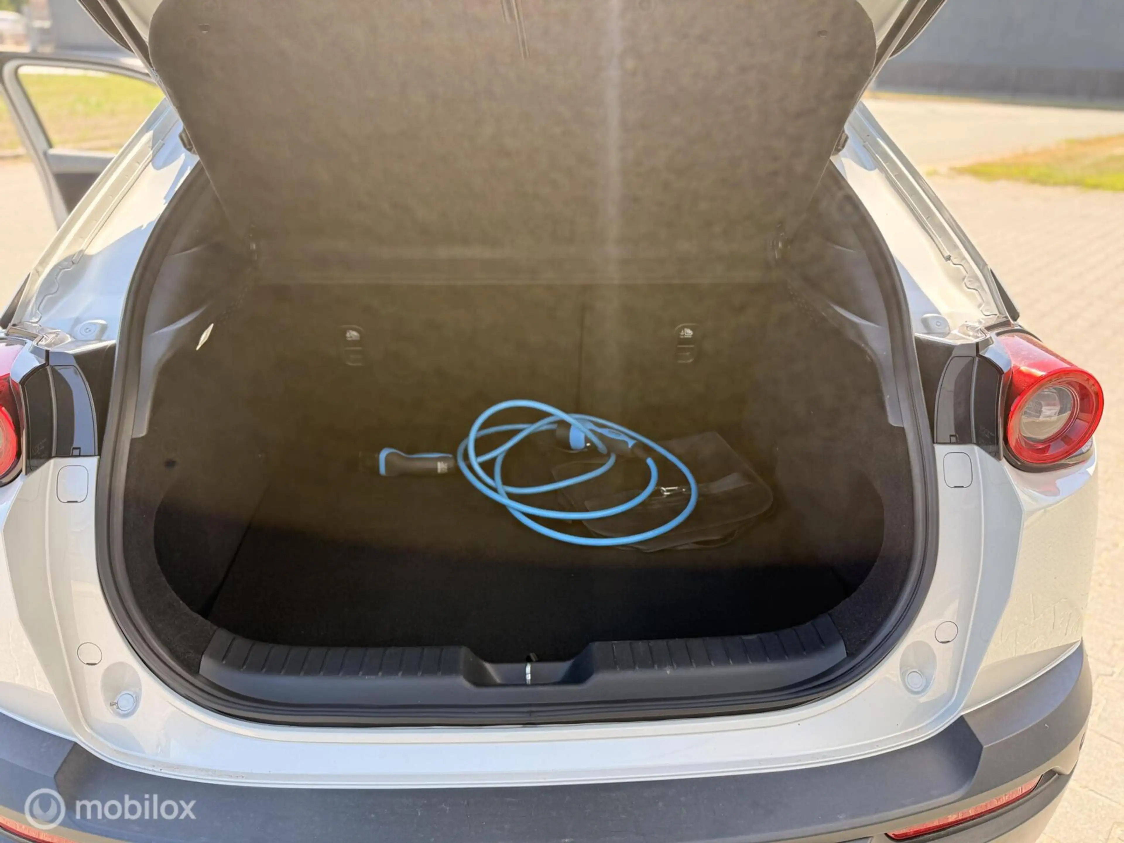 Mazda MX-30 e-SkyActiv 145 Comfort 36 kWh | 45.188 km | SOH 93 — photo 16