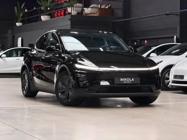 Tesla Model Y JUNIPER - PREMIUM - LONG RANGE - ALL WHEEL DRIVE - LOW MILEAGE