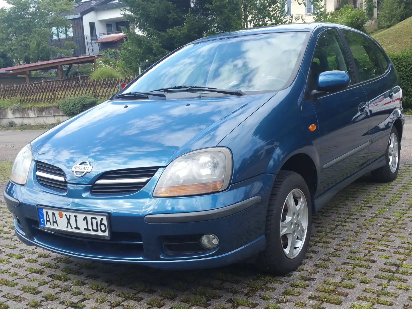 Nissan Almera Tino Almera Tino Blauw - 2