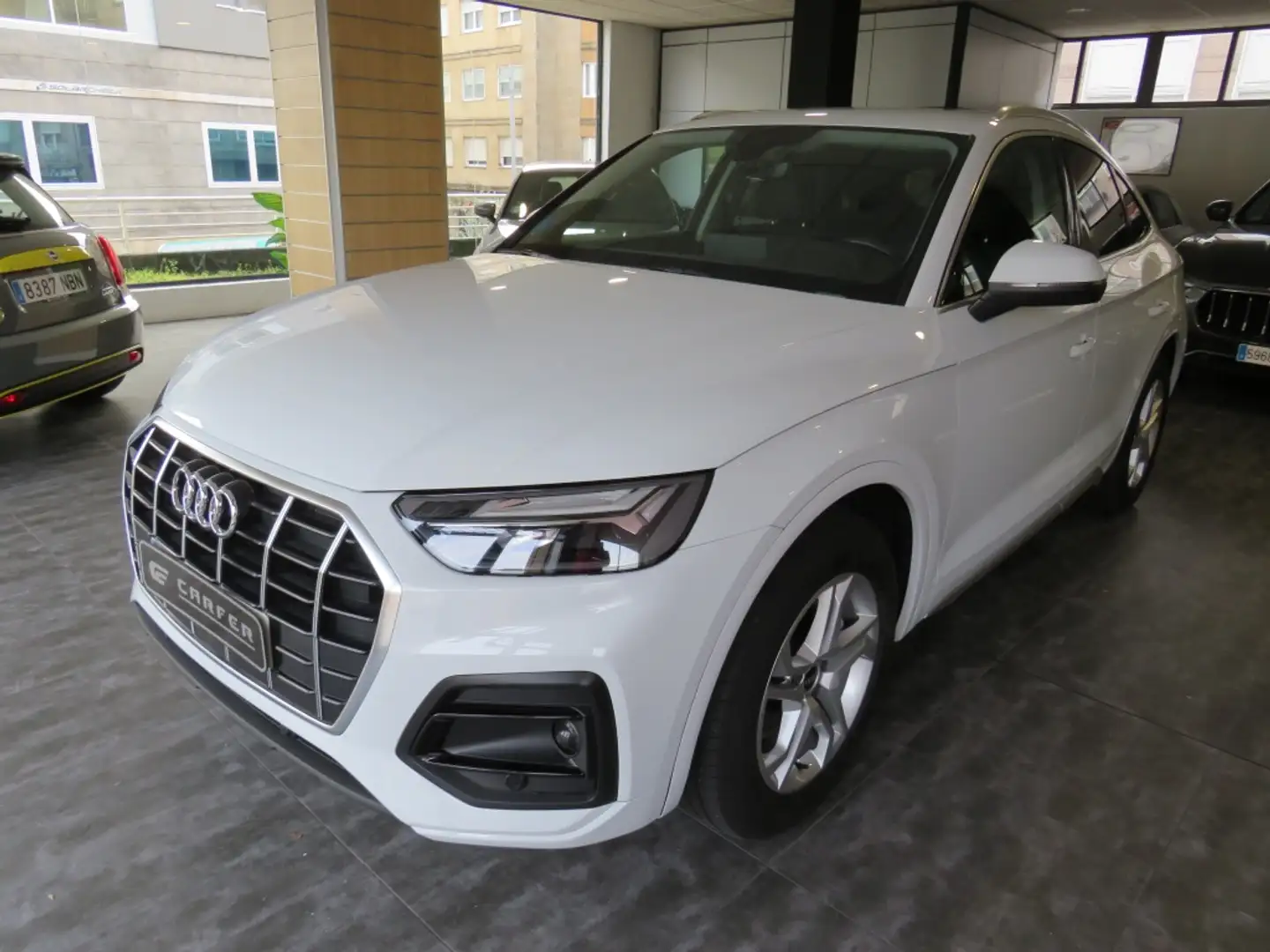 Audi Q5 Sportback 35 TDI S tronic Blanc - 1