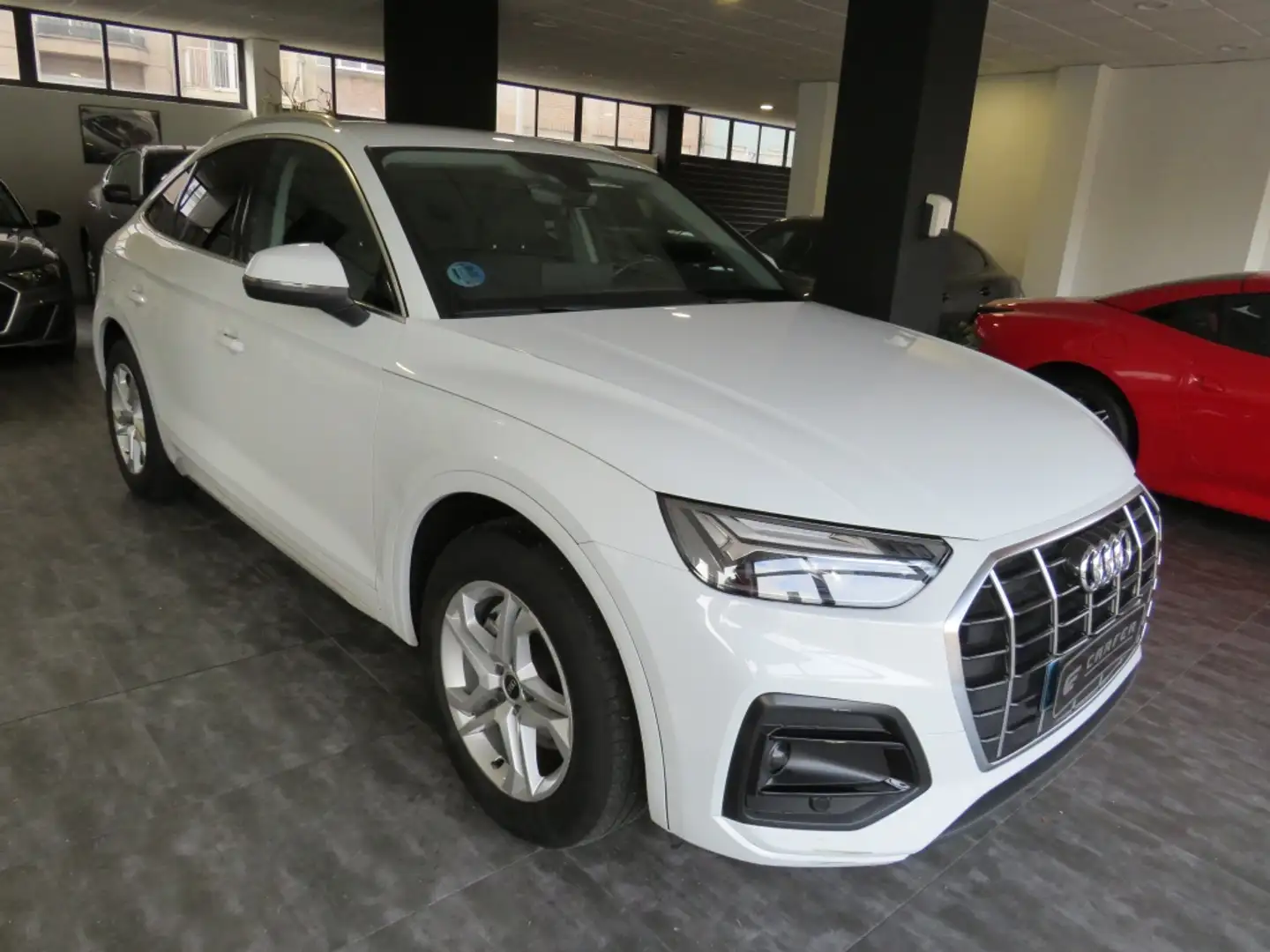 Audi Q5 Sportback 35 TDI S tronic Blanc - 2