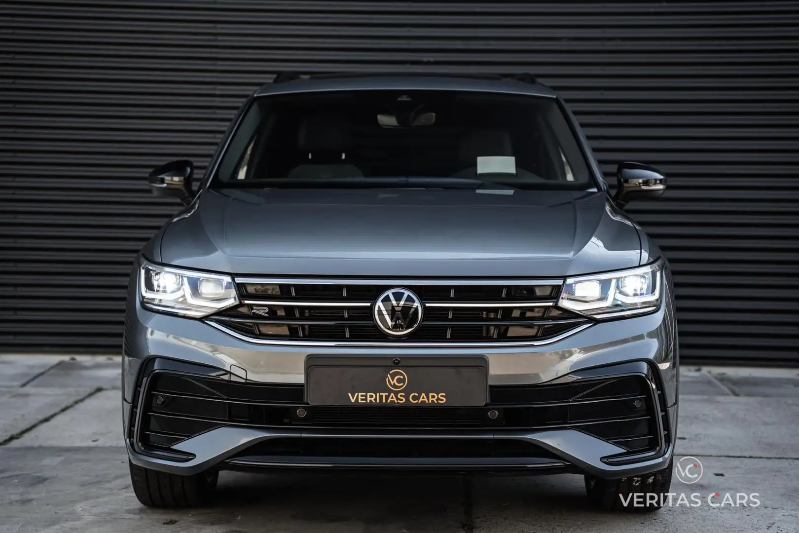 Volkswagen Tiguan Allspace 2.0 TSI 4Motion R-Line 245PK |BTW Auto|7-Zits|Pano Grijs - 2