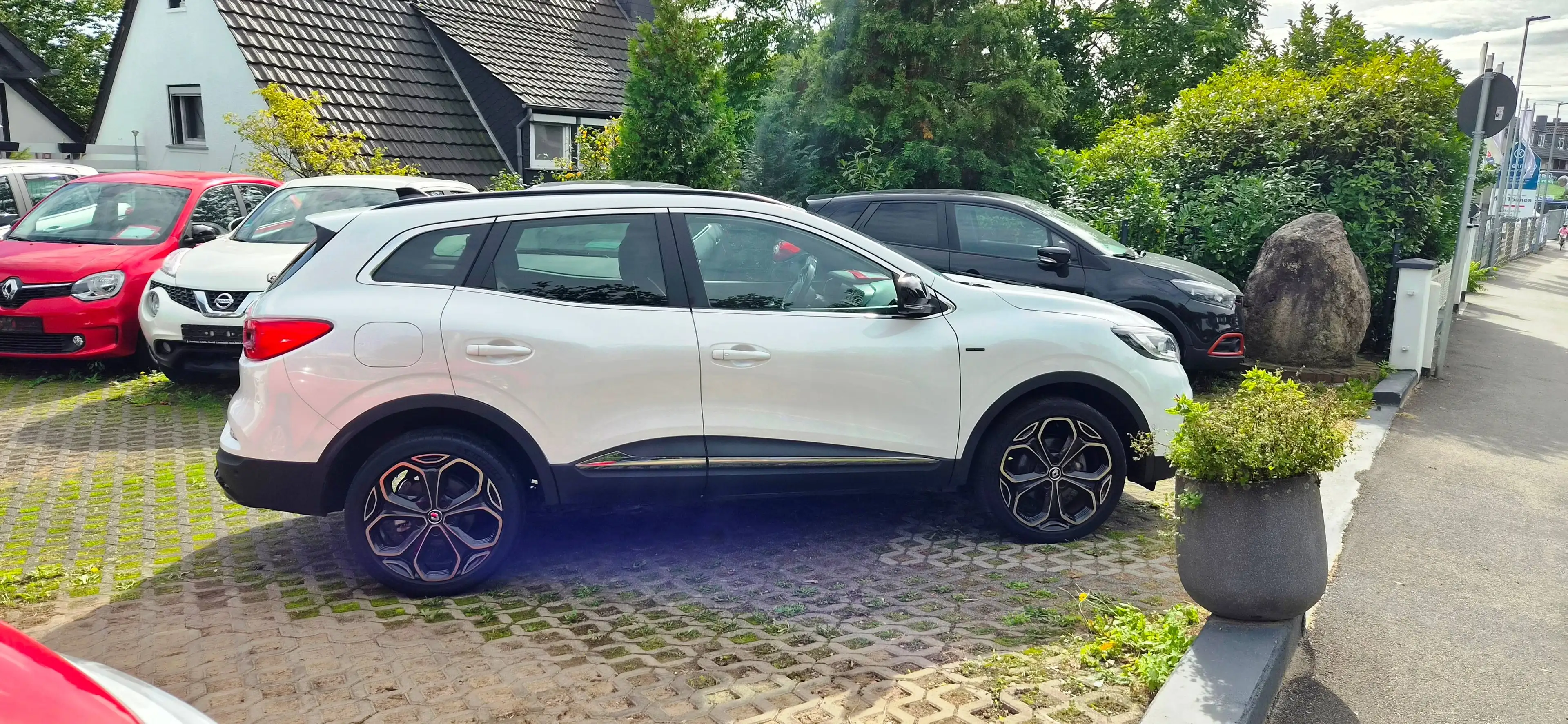 Renault Kadjar Black Edition/Finanzierung ab6,99 %/1Hand/29000km/Finanzierung ab 6,99% — photo 4