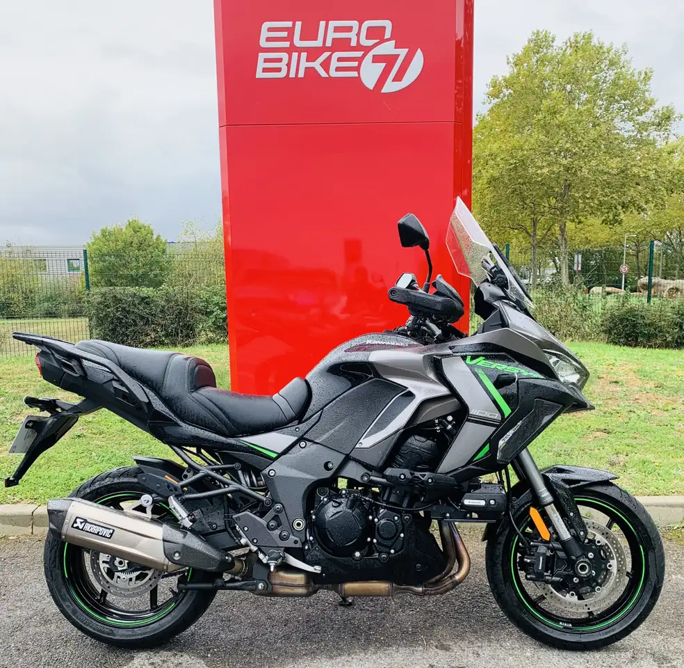 Kawasaki Versys 1100 SE