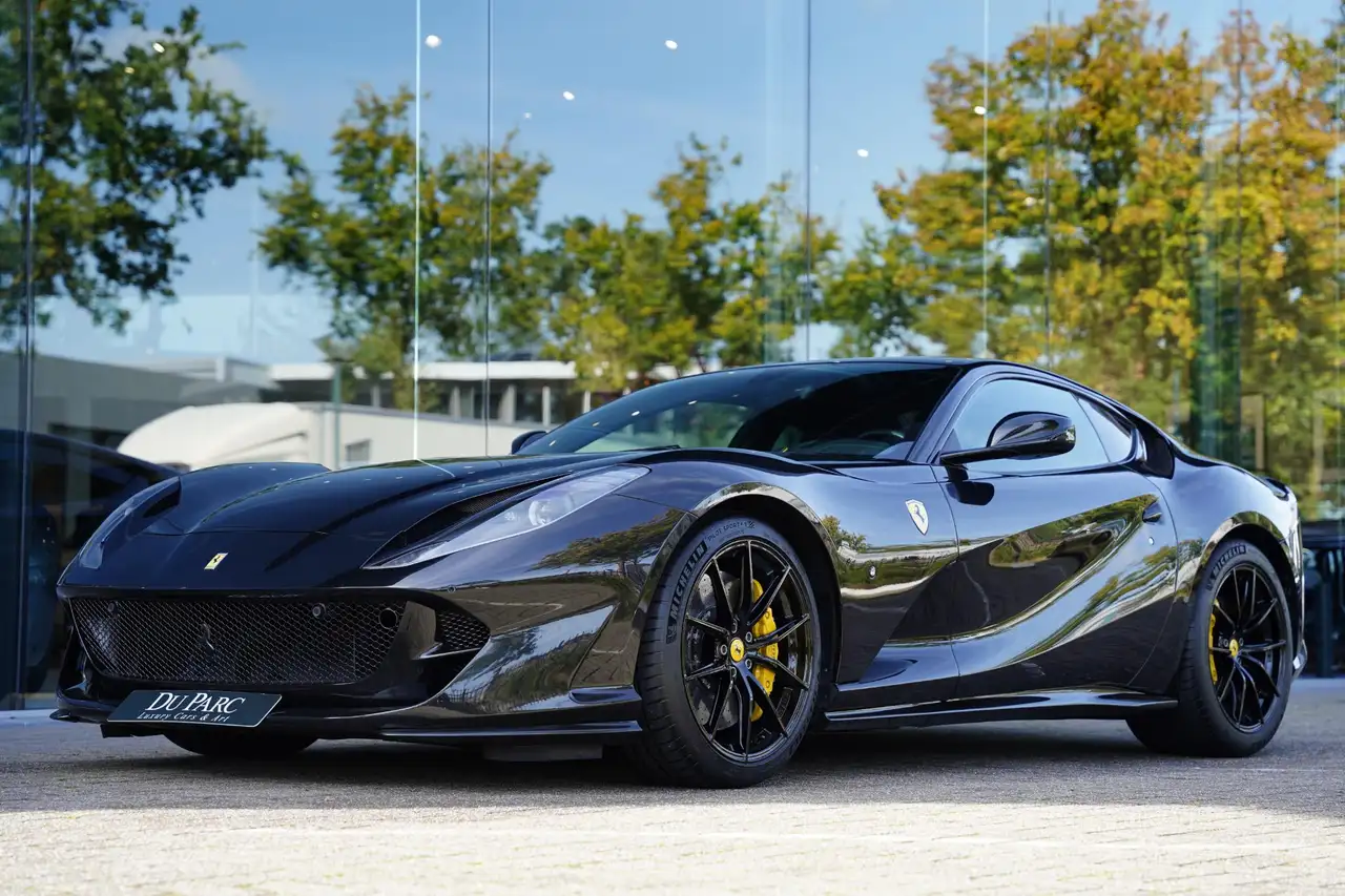 Ferrari 812