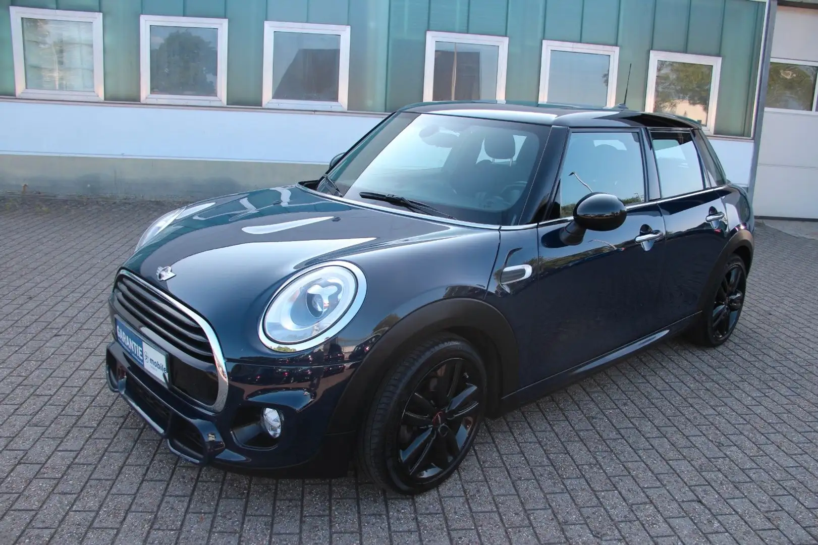 MINI Cooper 5-trg. John Cooper Works, Pano, Navi, LED Blau - 1