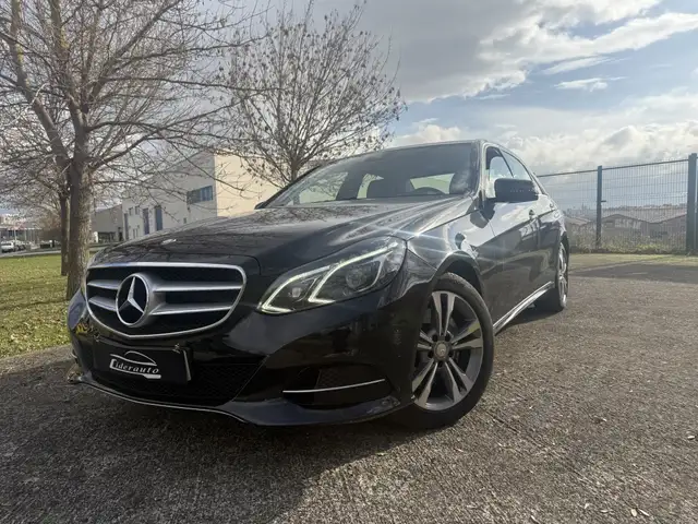 Mercedes-Benz E 300 BT Hybrid Avantgarde 7G Plus