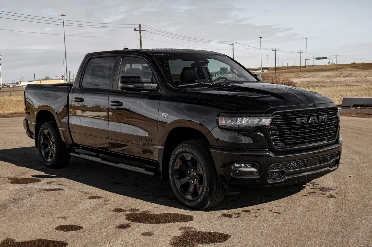 RAM 1500 снимка RAM 1500