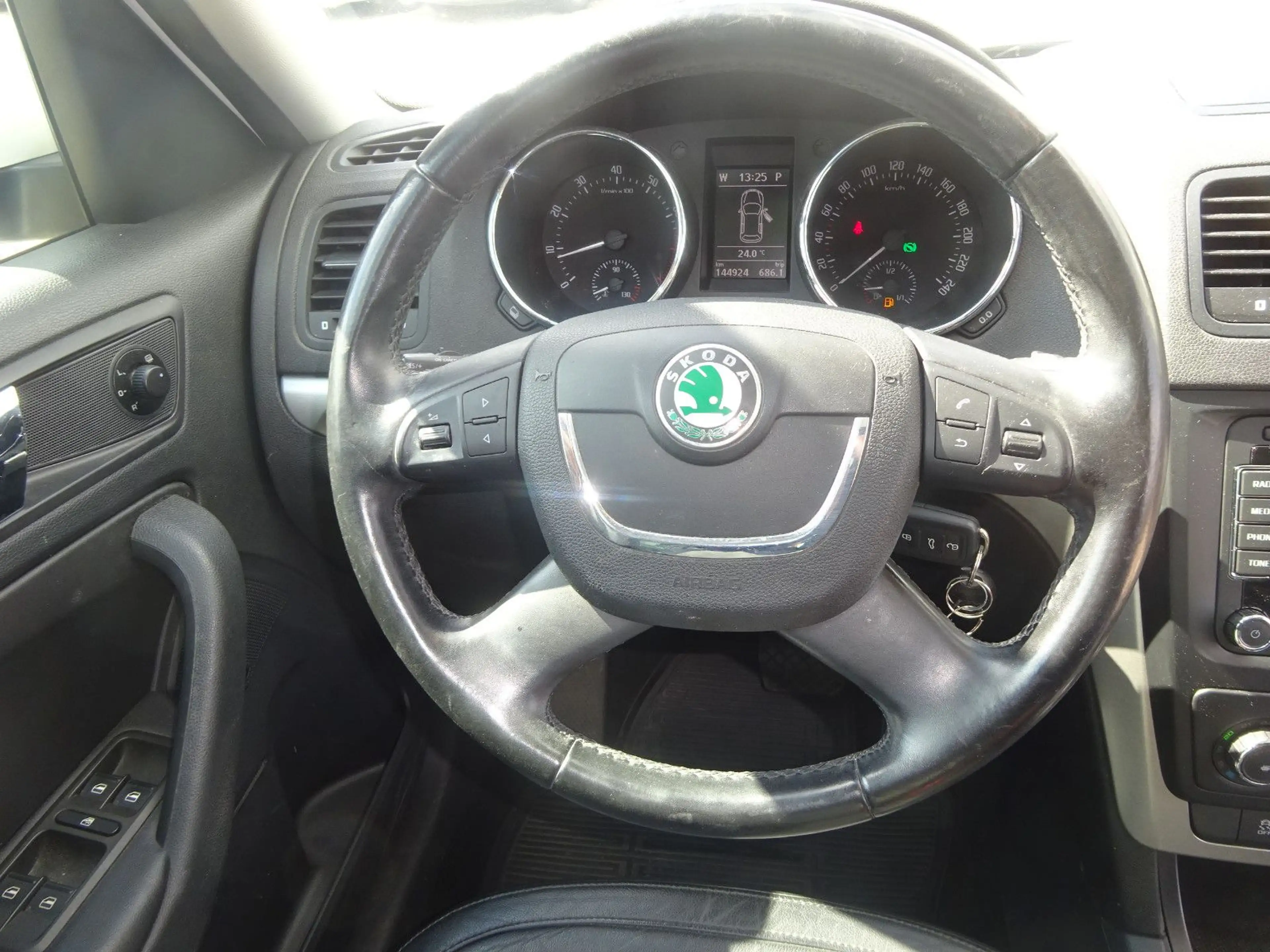 Skoda Yeti 1.2 TSI DSG Elegance — photo 15