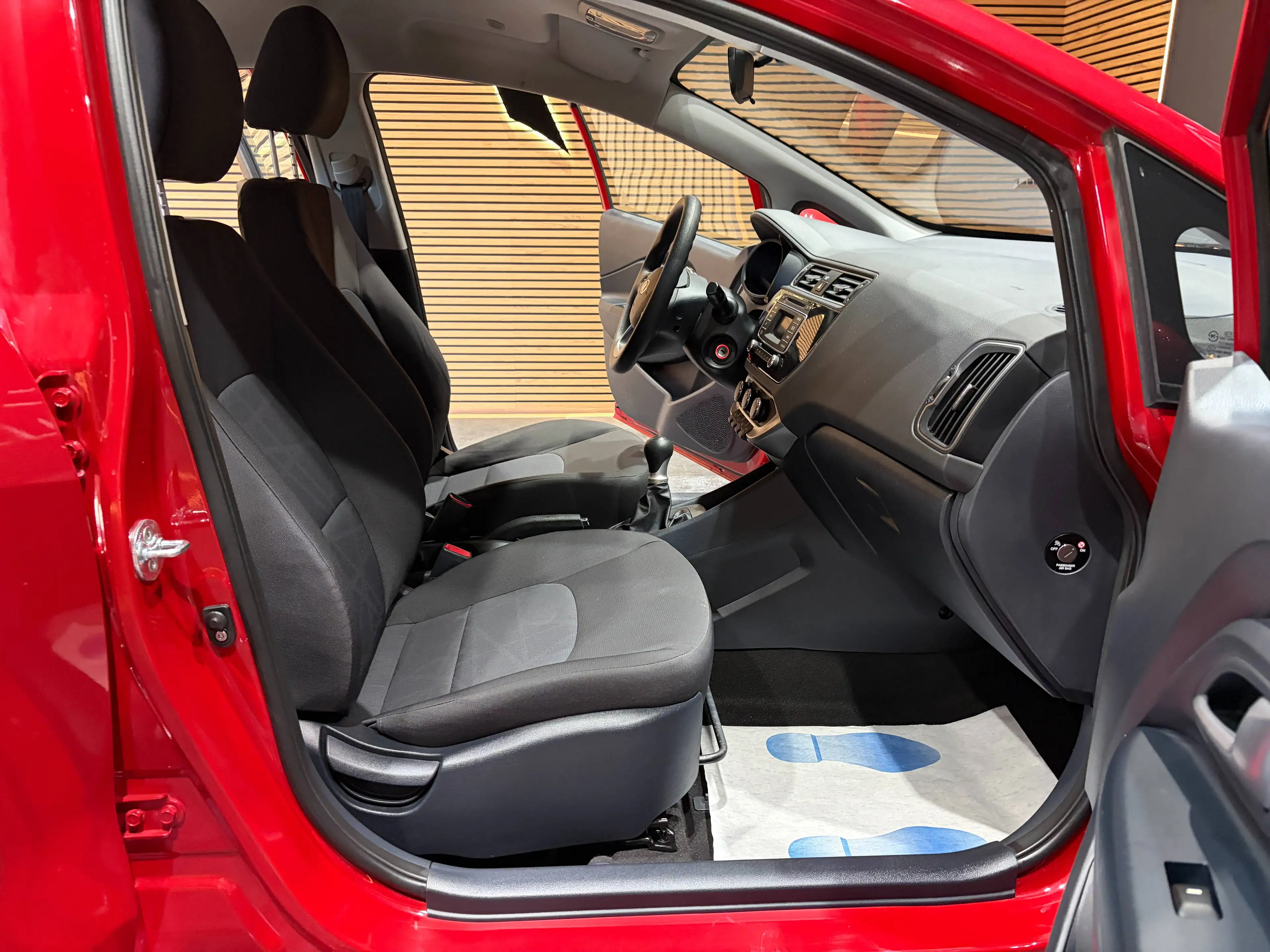 Kia Rio 1.2i *BLUETOOTH*AIRCO*1ER PROPRIETAIRE*GARANTIE* — photo 12