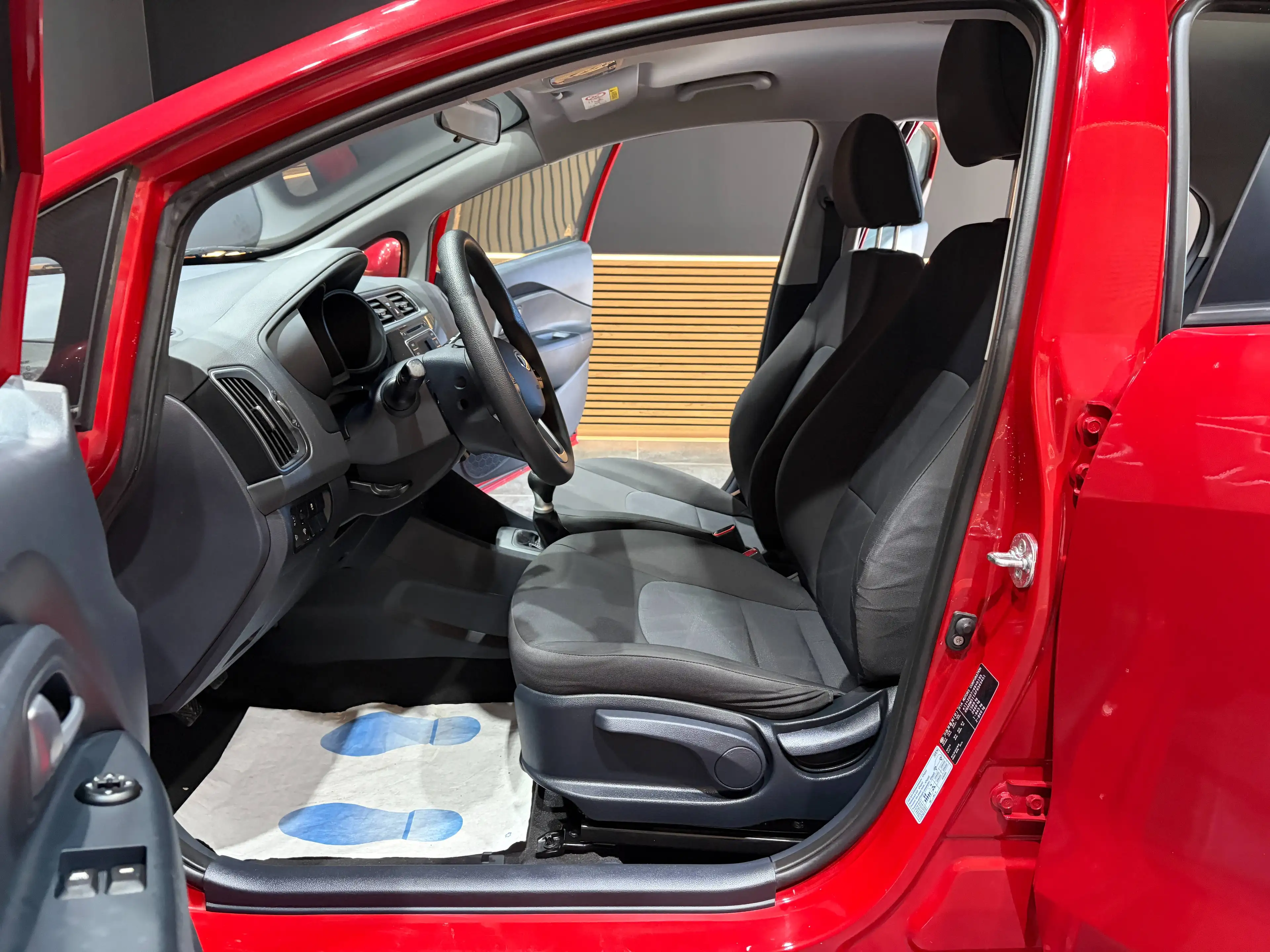Kia Rio 1.2i *BLUETOOTH*AIRCO*1ER PROPRIETAIRE*GARANTIE* — photo 7