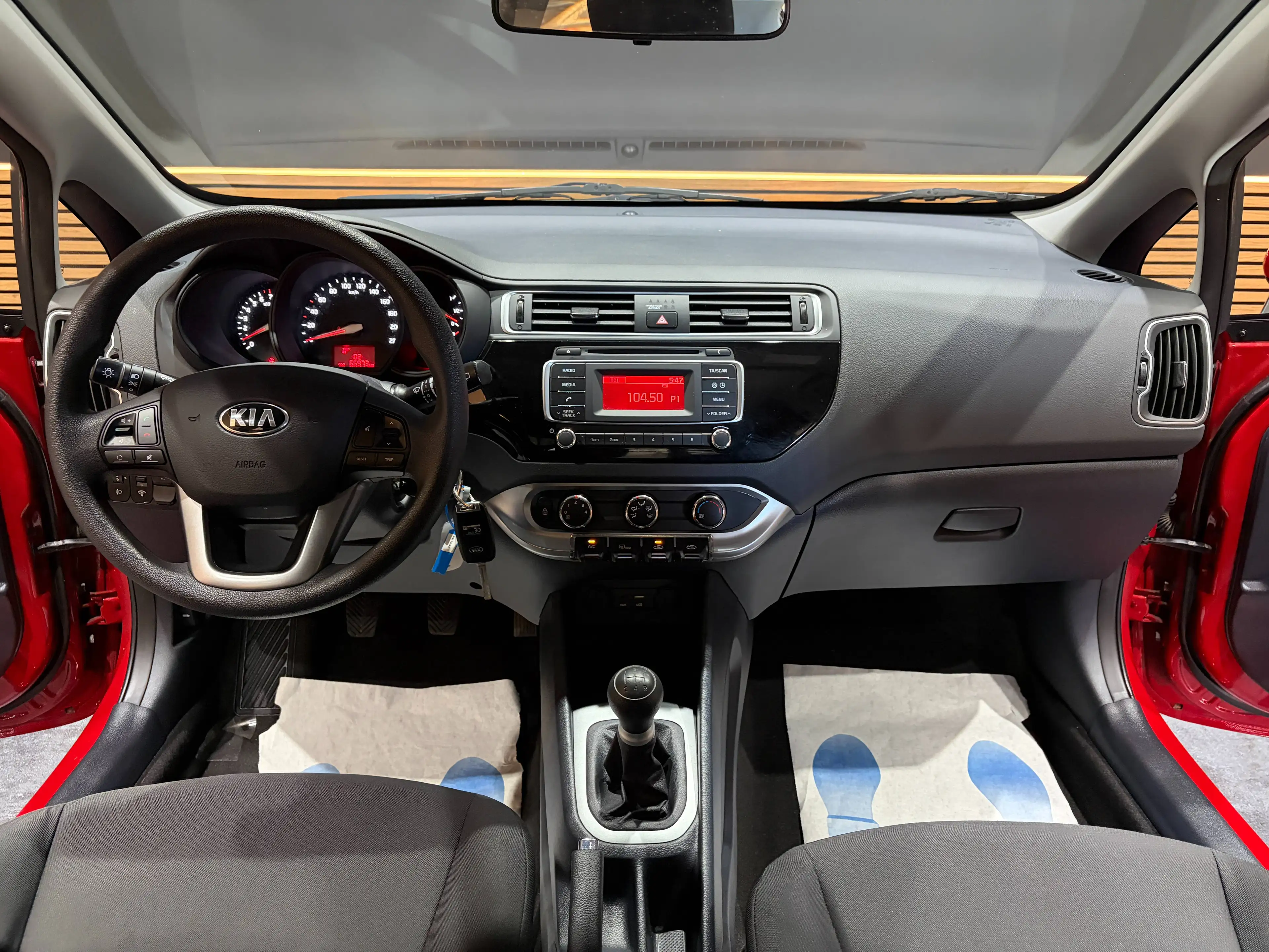 Kia Rio 1.2i *BLUETOOTH*AIRCO*1ER PROPRIETAIRE*GARANTIE* — photo 8