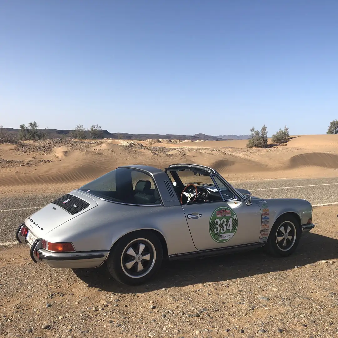 Porsche 911 2.4 T mechaniche injectie Argent - 1