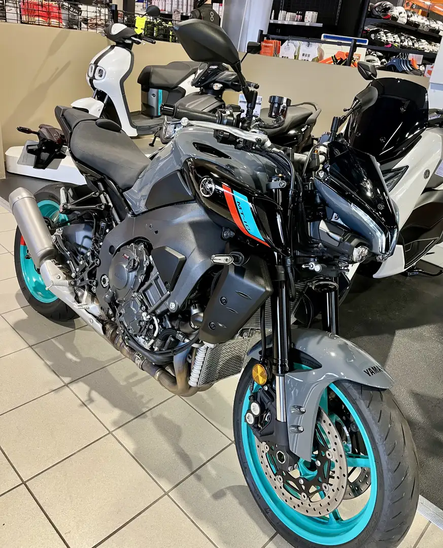 Yamaha MT-10 Grigio - 1