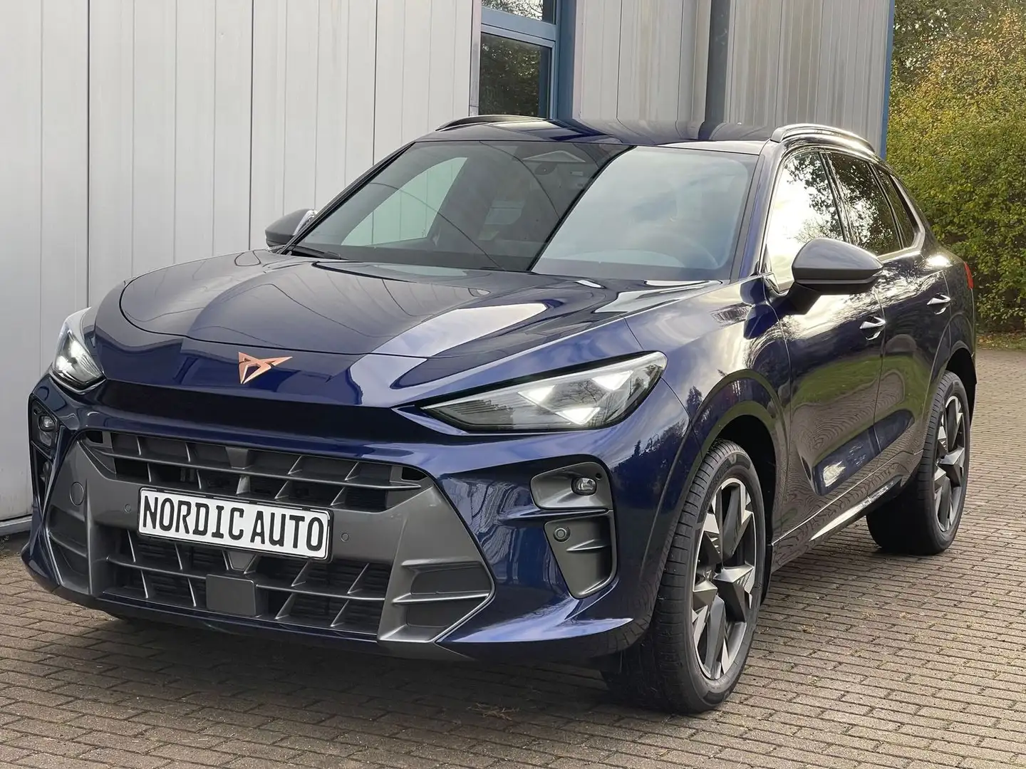 CUPRA Terramar 1.5 eTSI+CAM+KEYLESS+LENKRADHZG+ACC Blau - 1