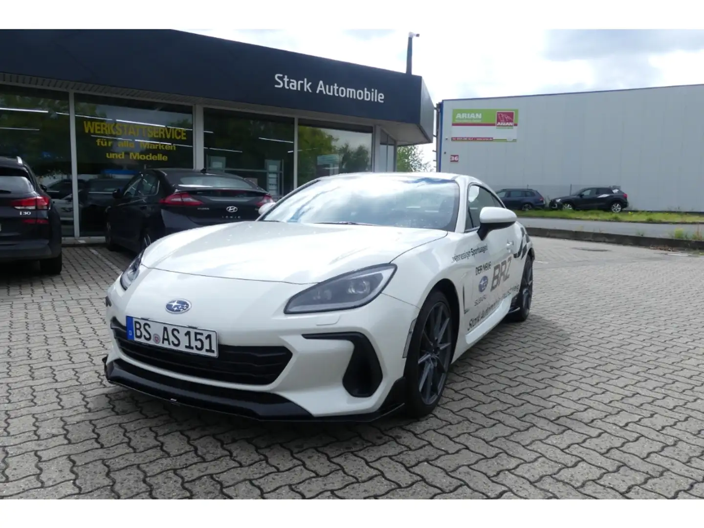 Subaru BRZ 2.4i Sport ES mit STI Upgrade Leder LED Sitheizung Weiß - 1