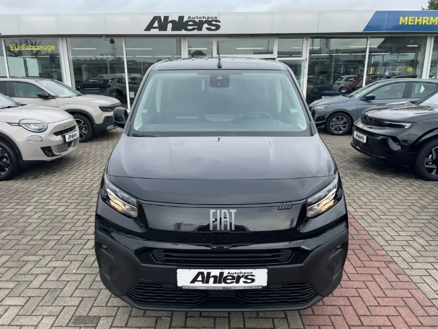 Fiat Doblo L1 Kombi+CARPLAY+KLIMAAUTOMATIK+LED+LICHTREGENSENS Noir - 2