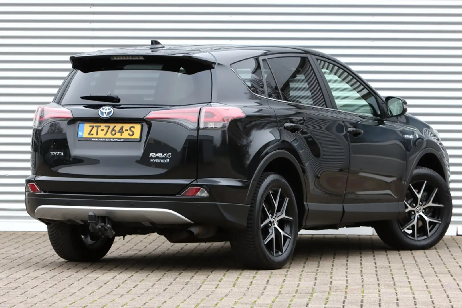 Toyota RAV 4 2.5 Hybrid AWD Executive Business Zwart - 2