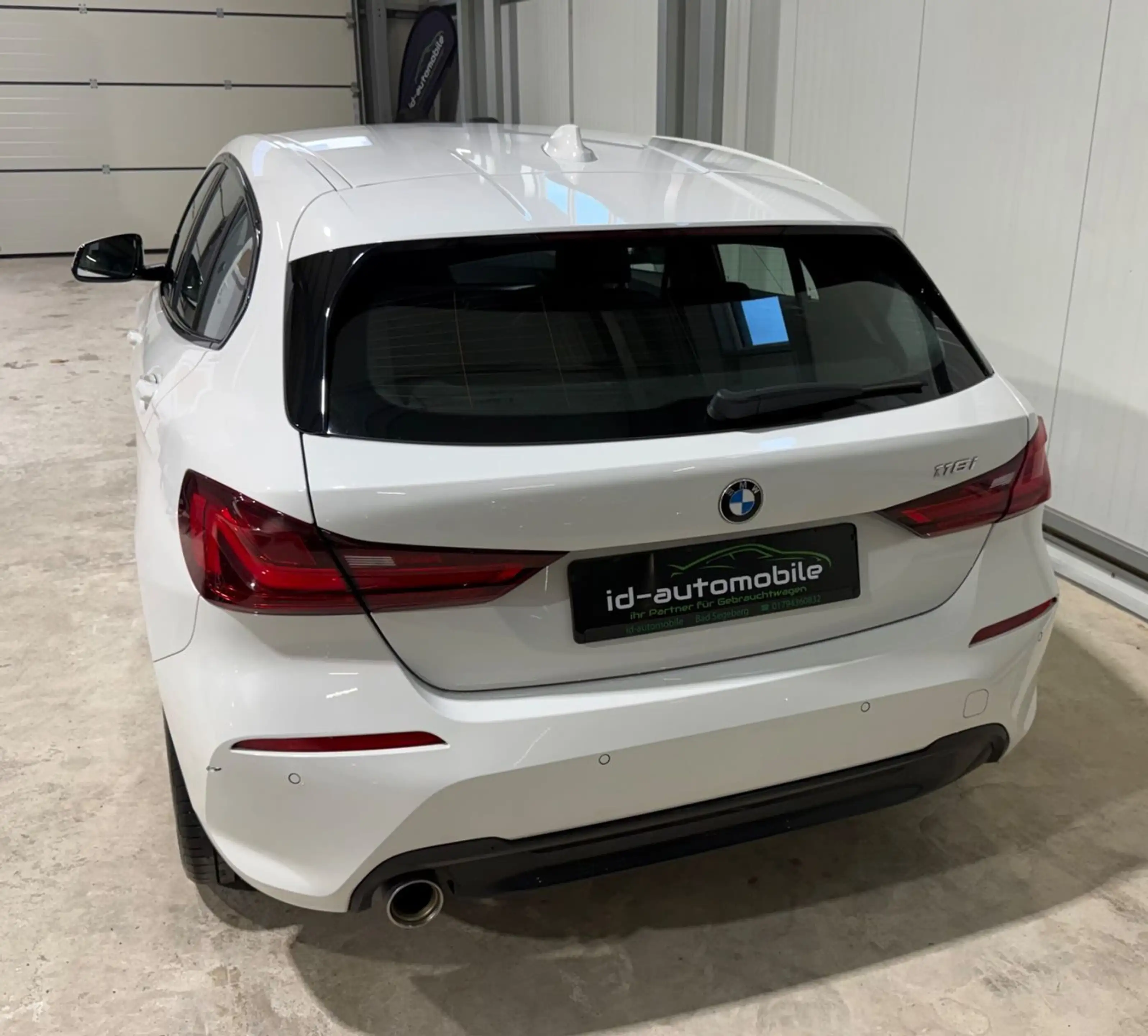 BMW 118 i Sport Line Aut, LED, Navi, digitales Tacho — photo 6