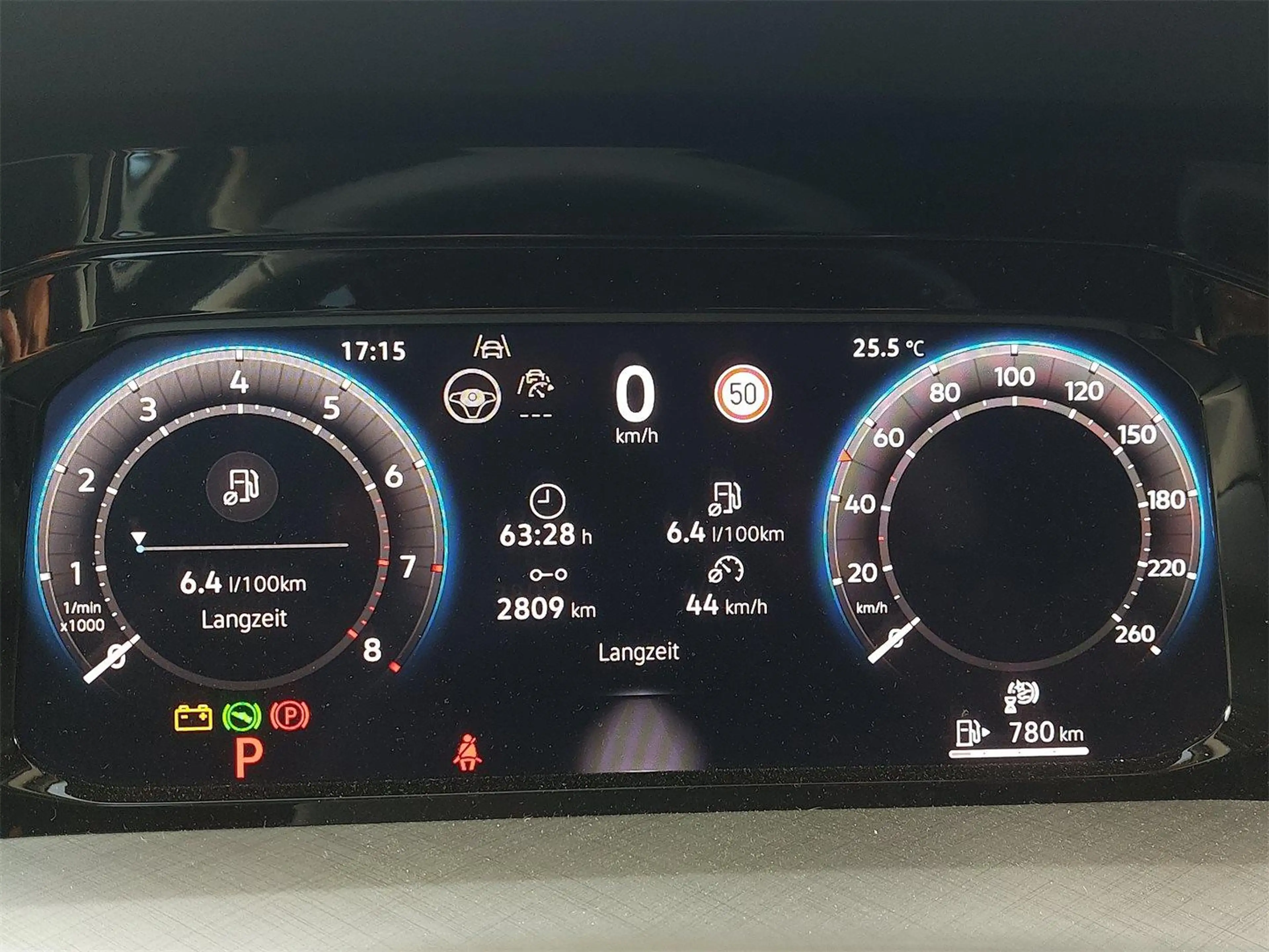 Volkswagen Golf R abbit mHEV DSG — photo 7