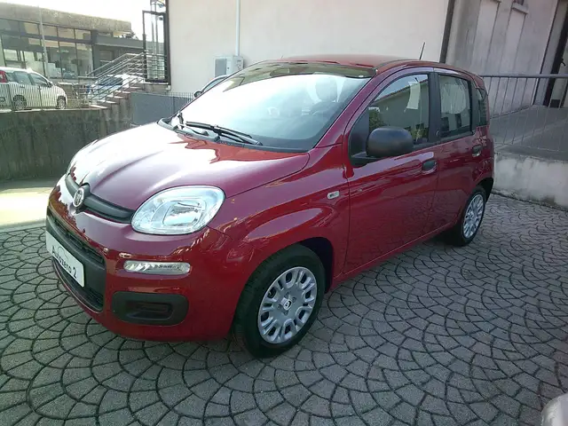 Fiat Pandina Red 1.0 hybrid