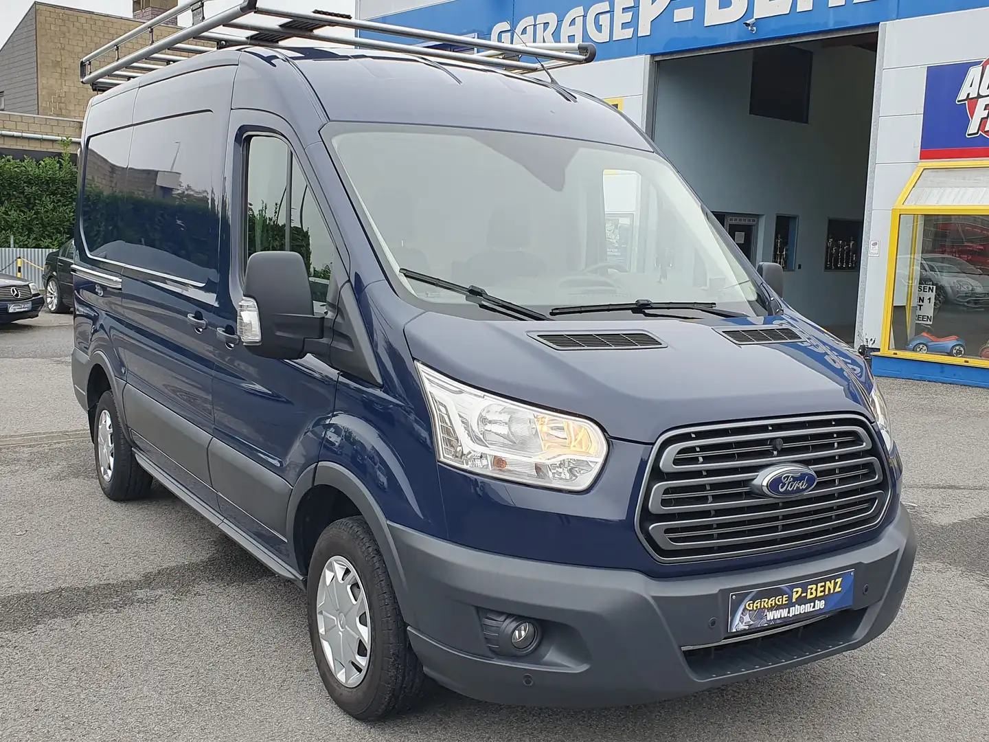 Ford Transit 2.0 L2H2 airco trekhaak pdc cruise control Blauw - 1