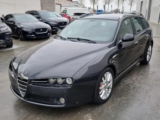 Alfa Romeo 159 159 2.4 JTD TI Q4 break 240cv 1 er pro
