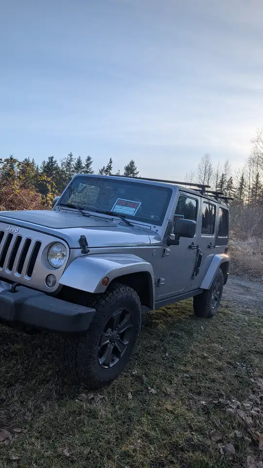 Jeep Wrangler снимка Jeep Wrangler