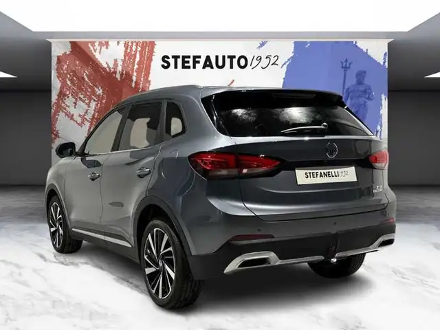 MG ZS view 5