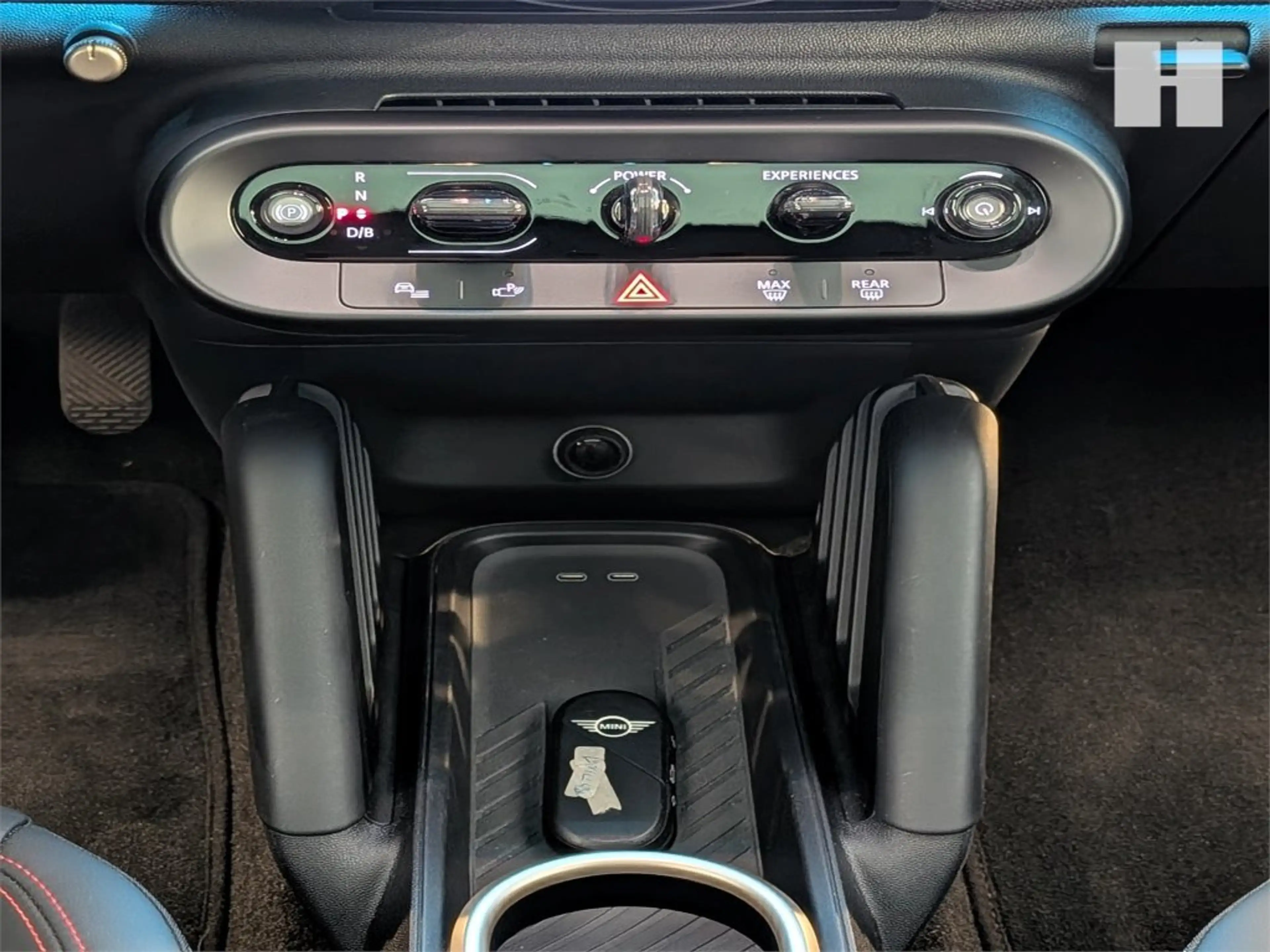 MINI Aceman E — photo 14