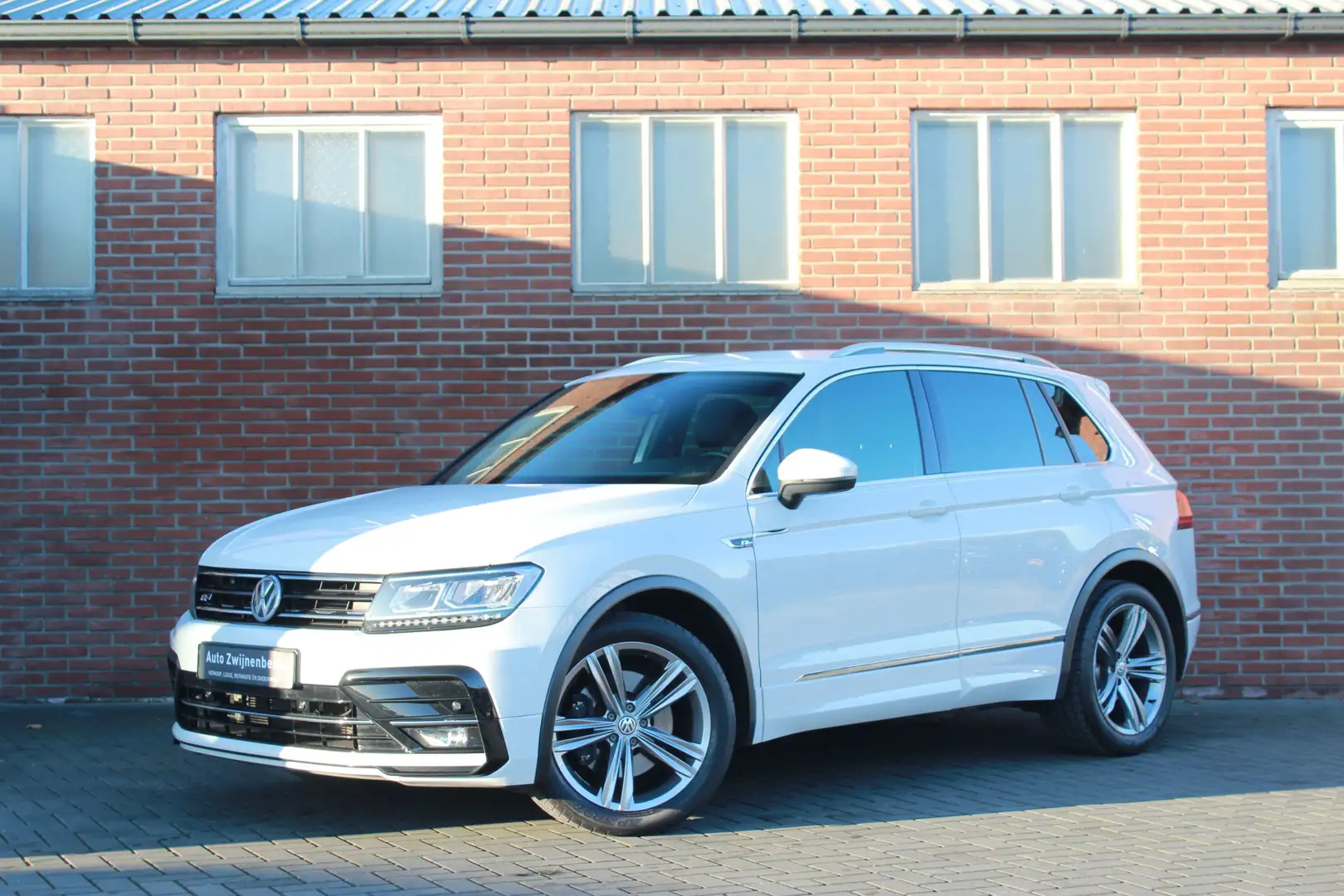Volkswagen Tiguan 2.0 TSI 4Motion R-line | ACC | Stoelverwarming | Blanc - 1