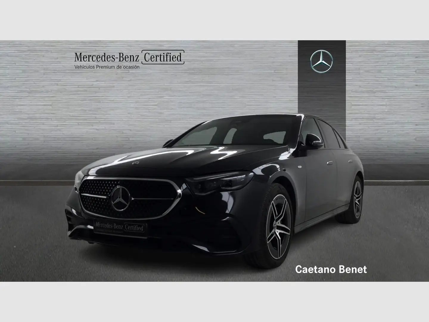 Mercedes-Benz E 300 de Noir - 2