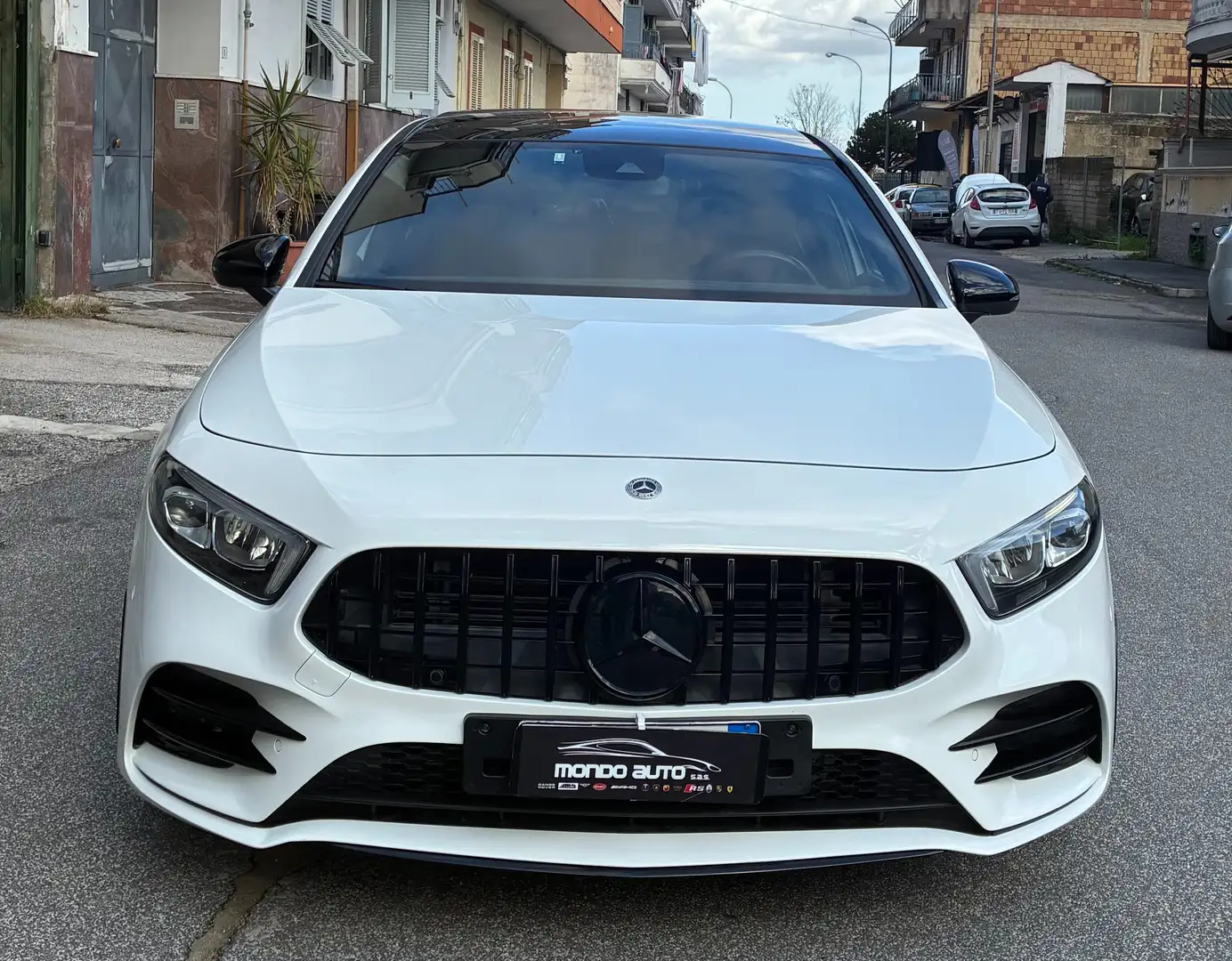 Mercedes-Benz A 180 1.3 136 CV AUTO PREMIUM AMG Bianco - 2