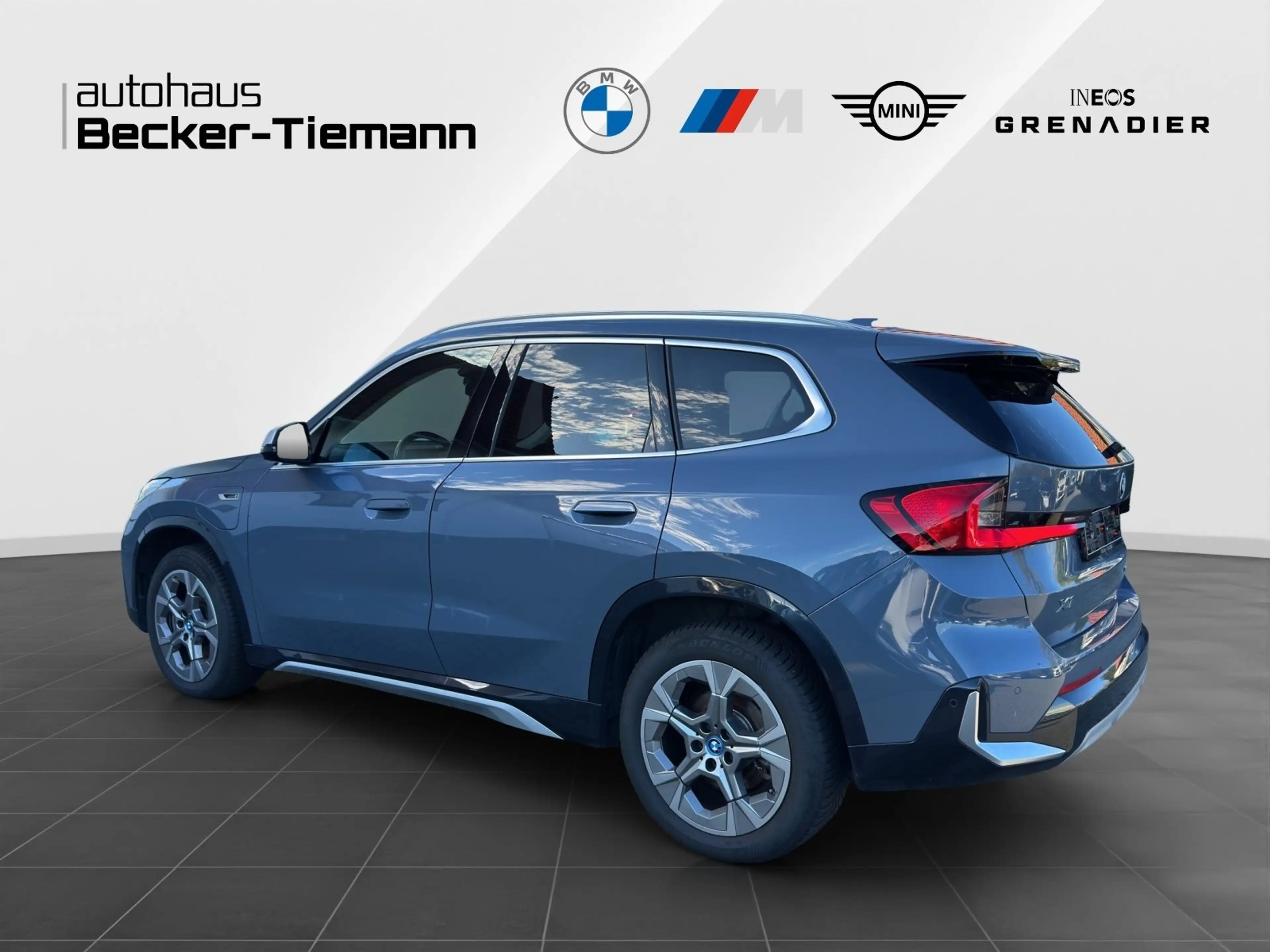 BMW X1 xDrive25e xLine*AHK*PANO *H+K*HUD*ACC*360° — photo 4