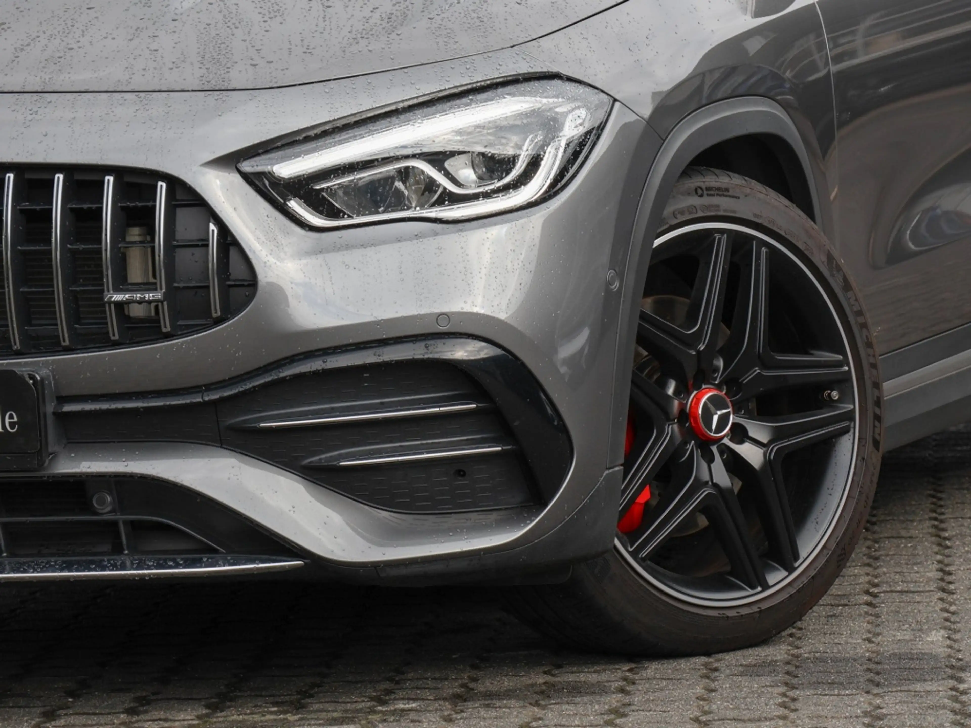 Mercedes-Benz A 35 AMG GL 4M AMG-Sport/Pano/AHK/Ambi/StdHz/20" — photo 7